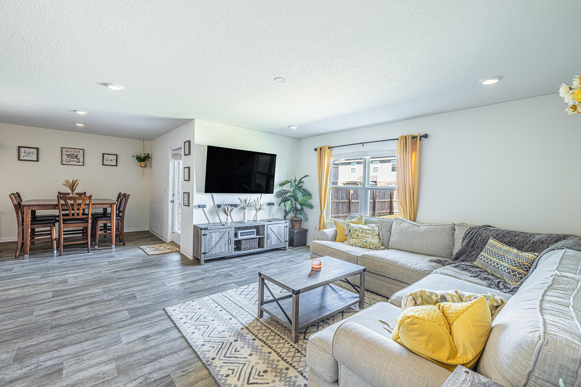 Redstone Commons - Residential