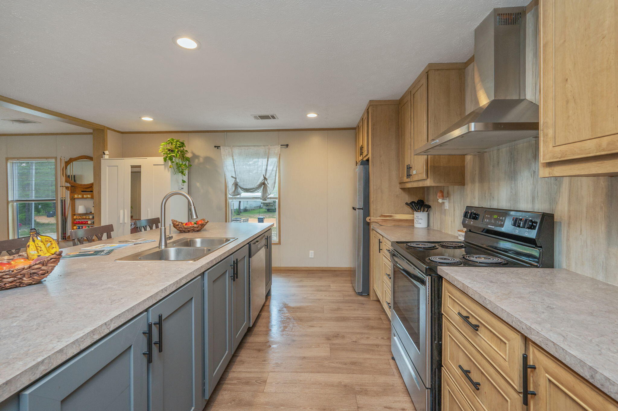 OAKWOOD HILLS UNIT V - Residential