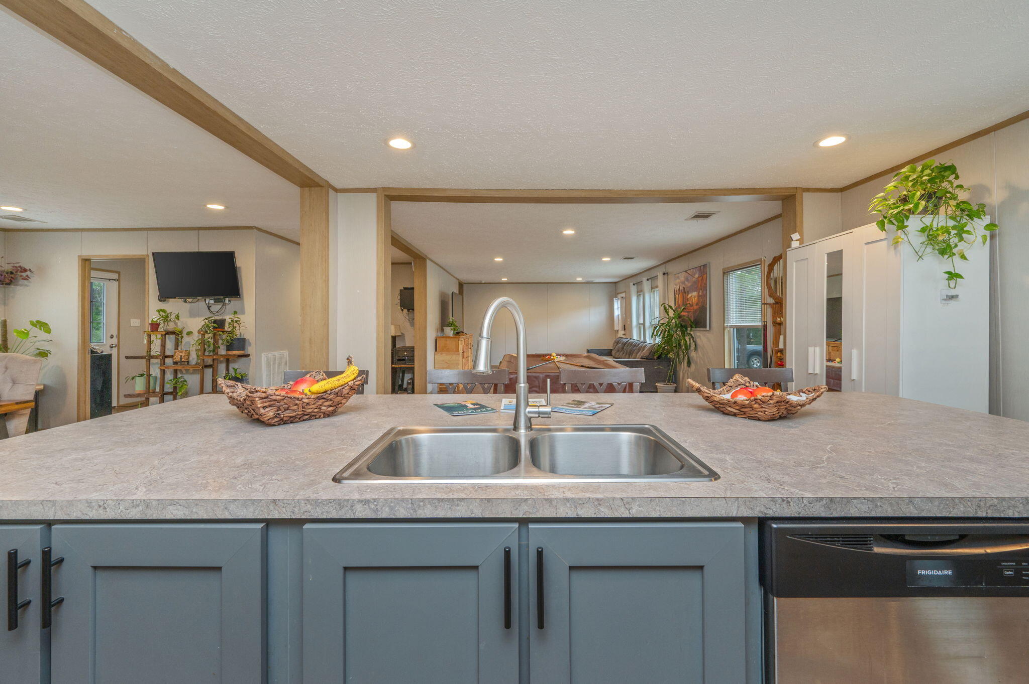 OAKWOOD HILLS UNIT V - Residential