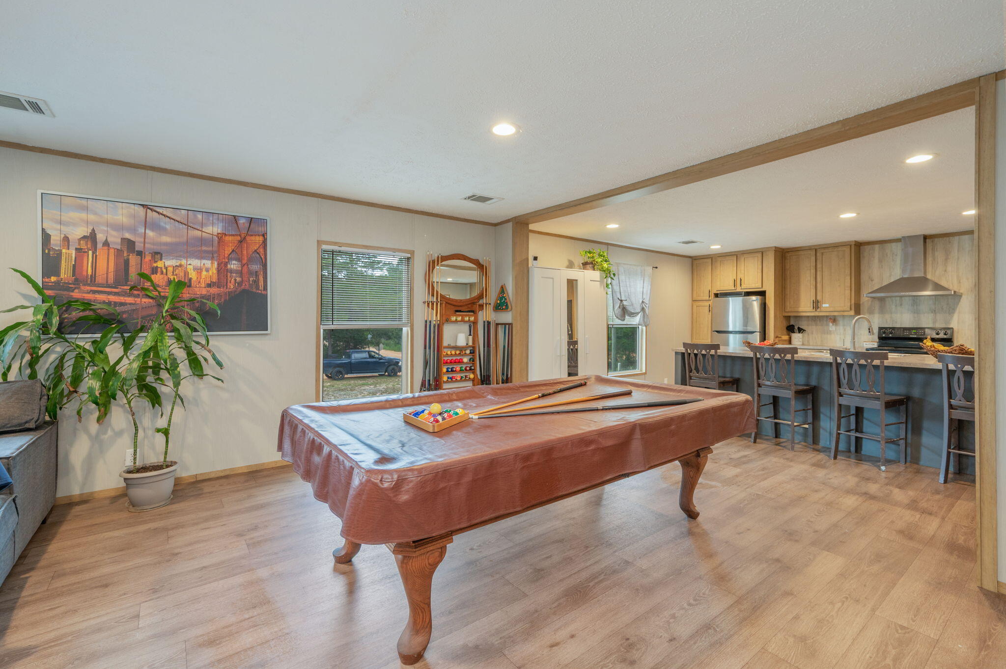OAKWOOD HILLS UNIT V - Residential