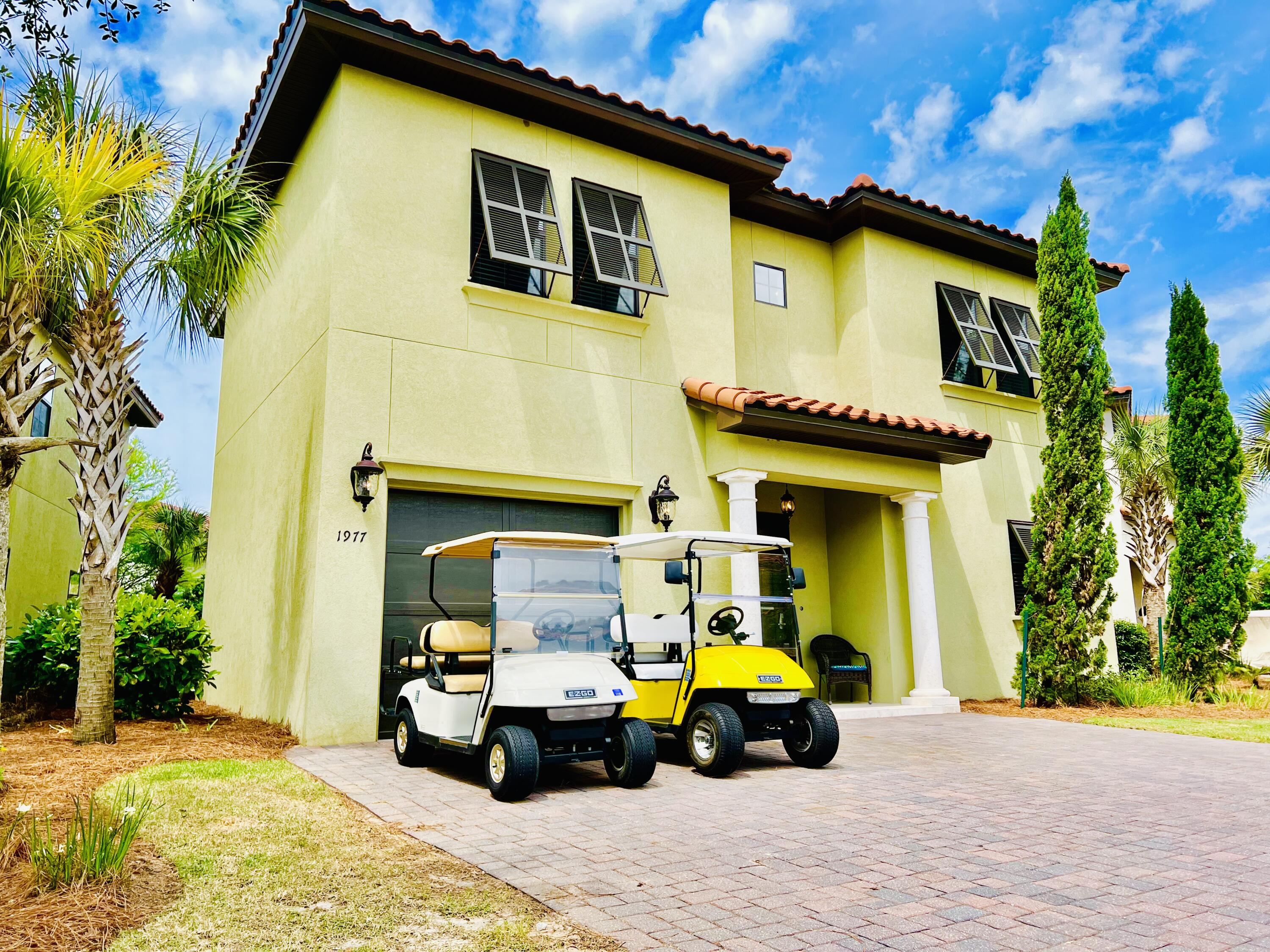 VILLA LAGO - Residential