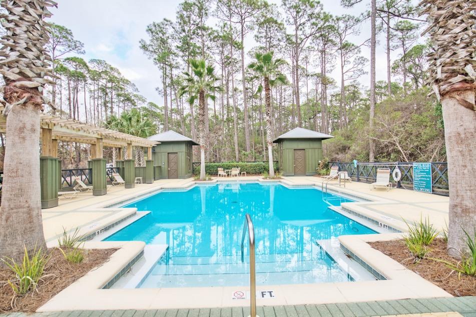 TREETOP VILLAGE - Land