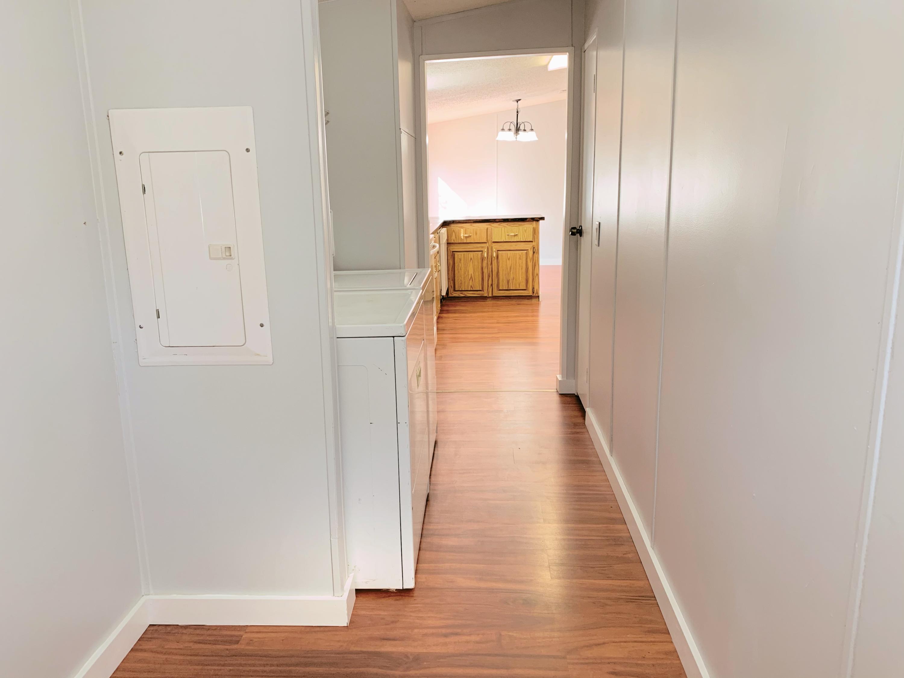 OAKWOOD LAKES ESTATES - Residential