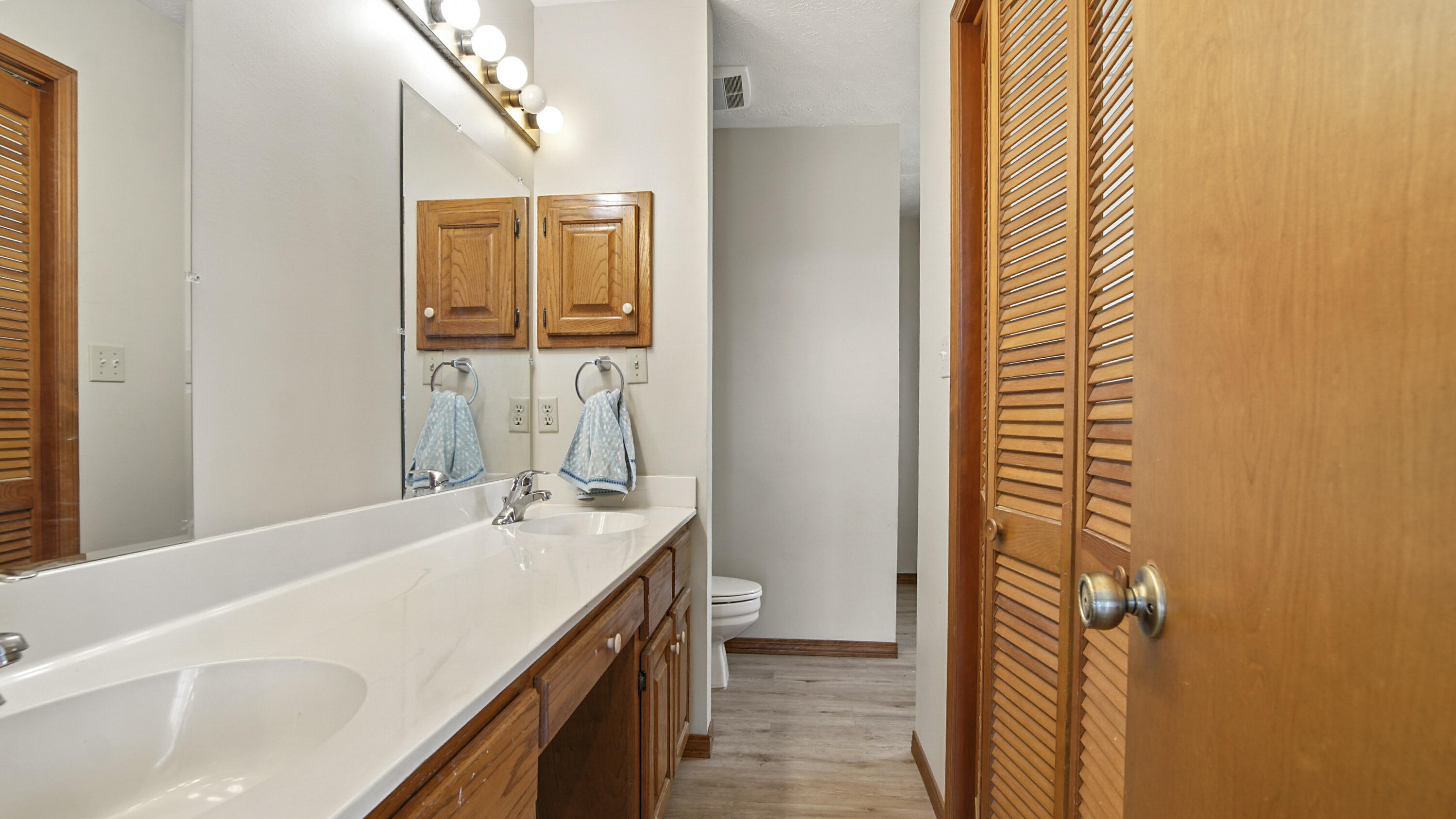 COLLEGE POINT 1ST ADDN - Residential
