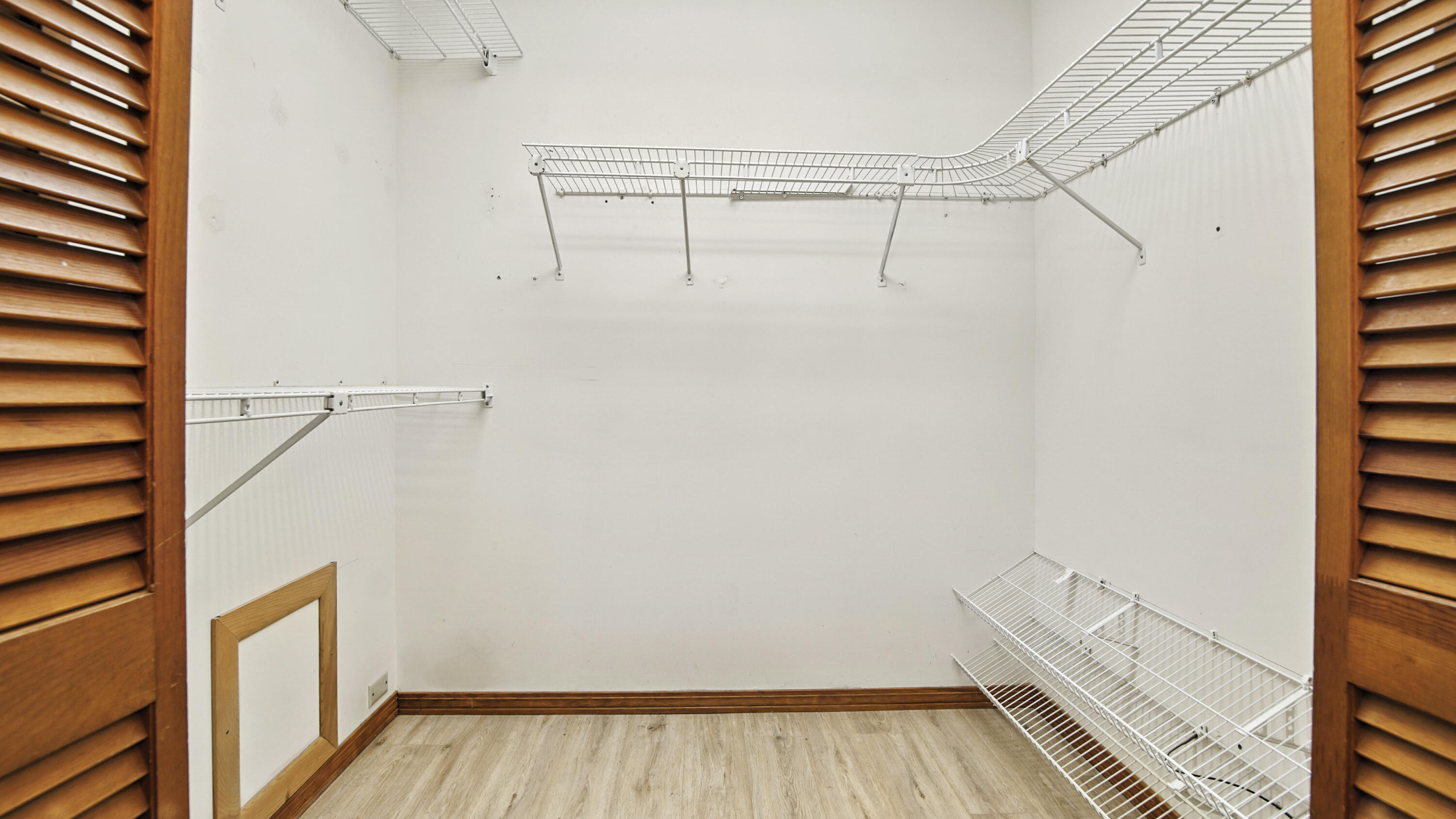 COLLEGE POINT 1ST ADDN - Residential