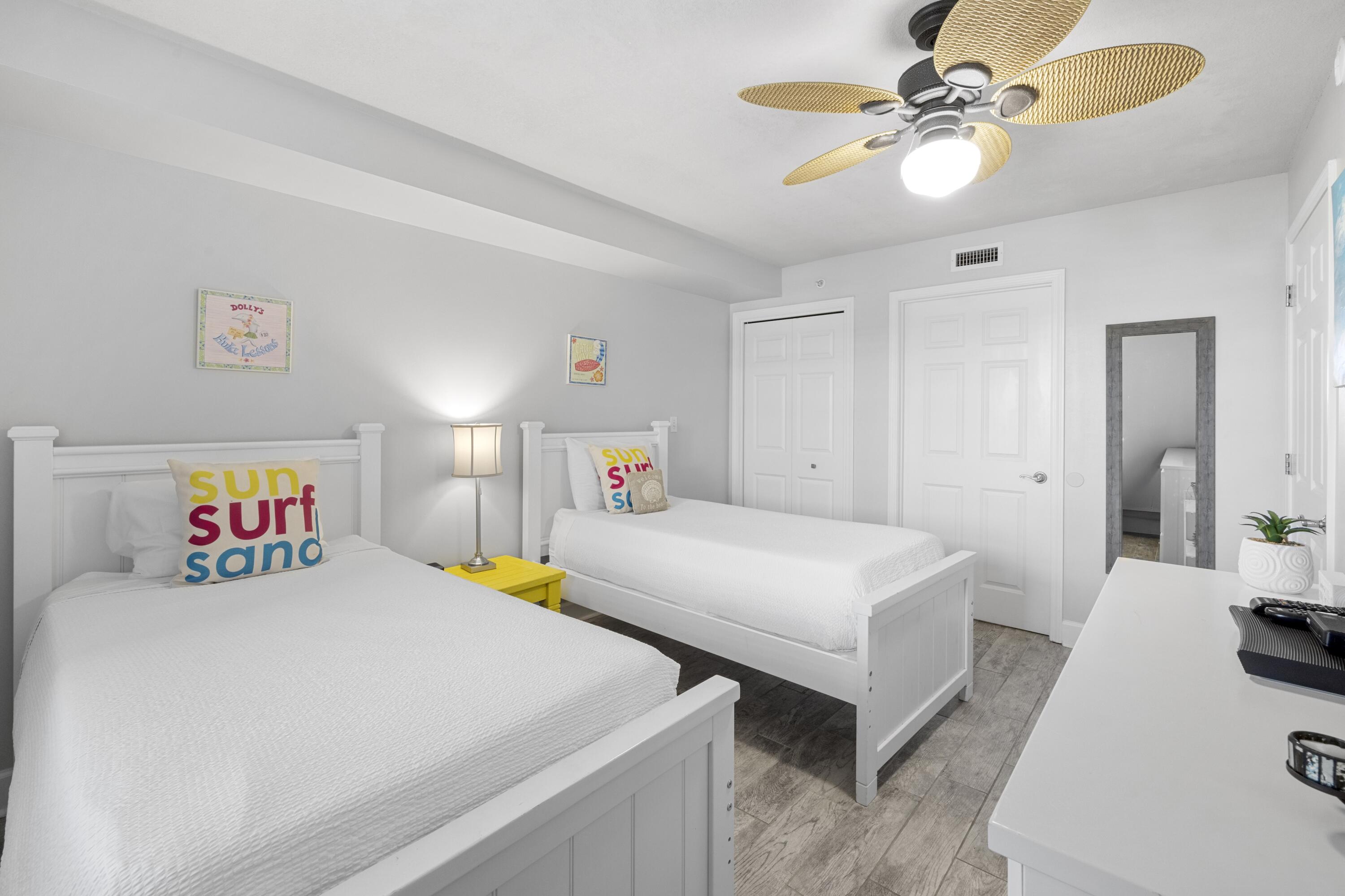 PELICAN ISLE - Residential