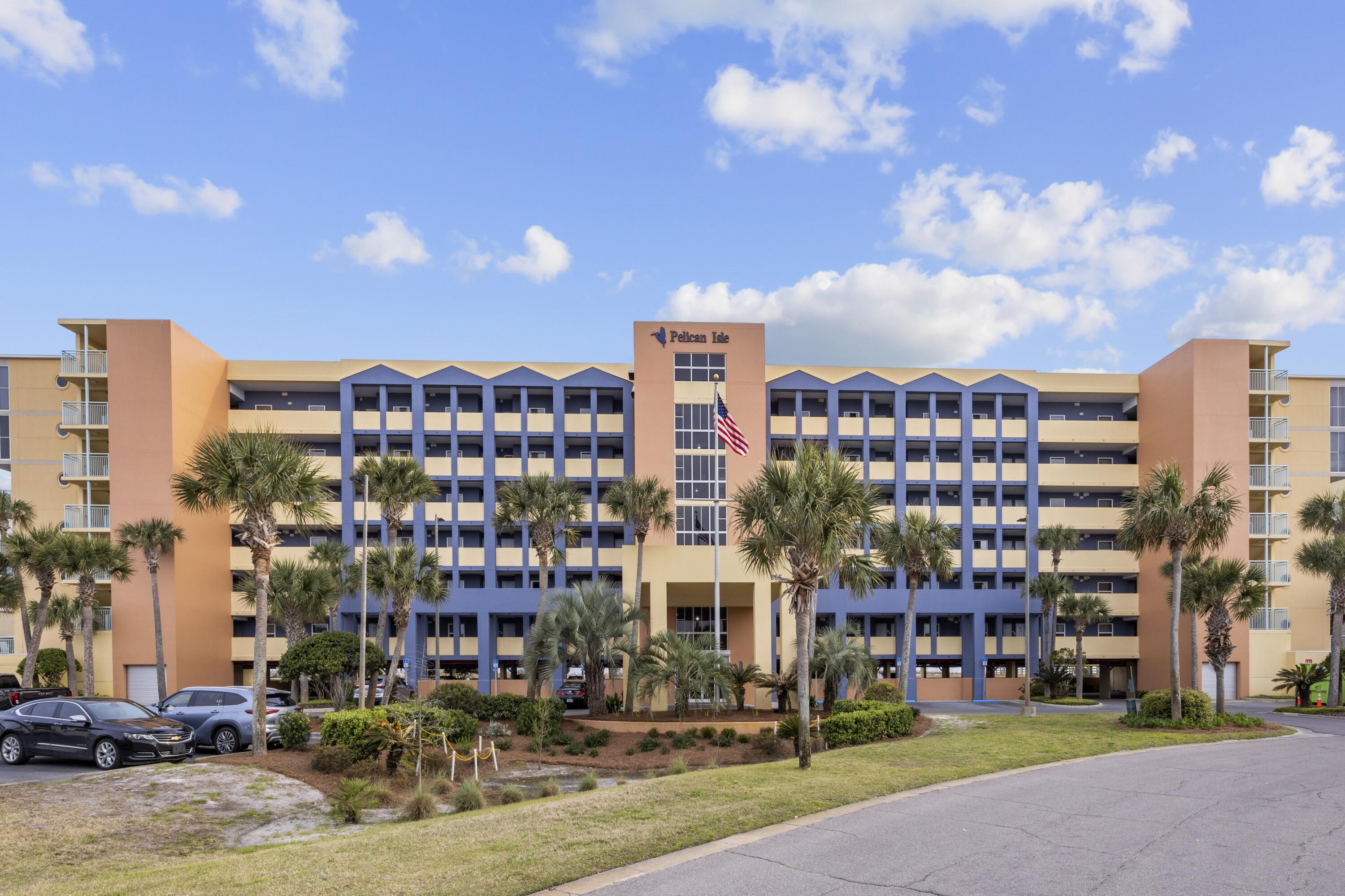 PELICAN ISLE - Residential