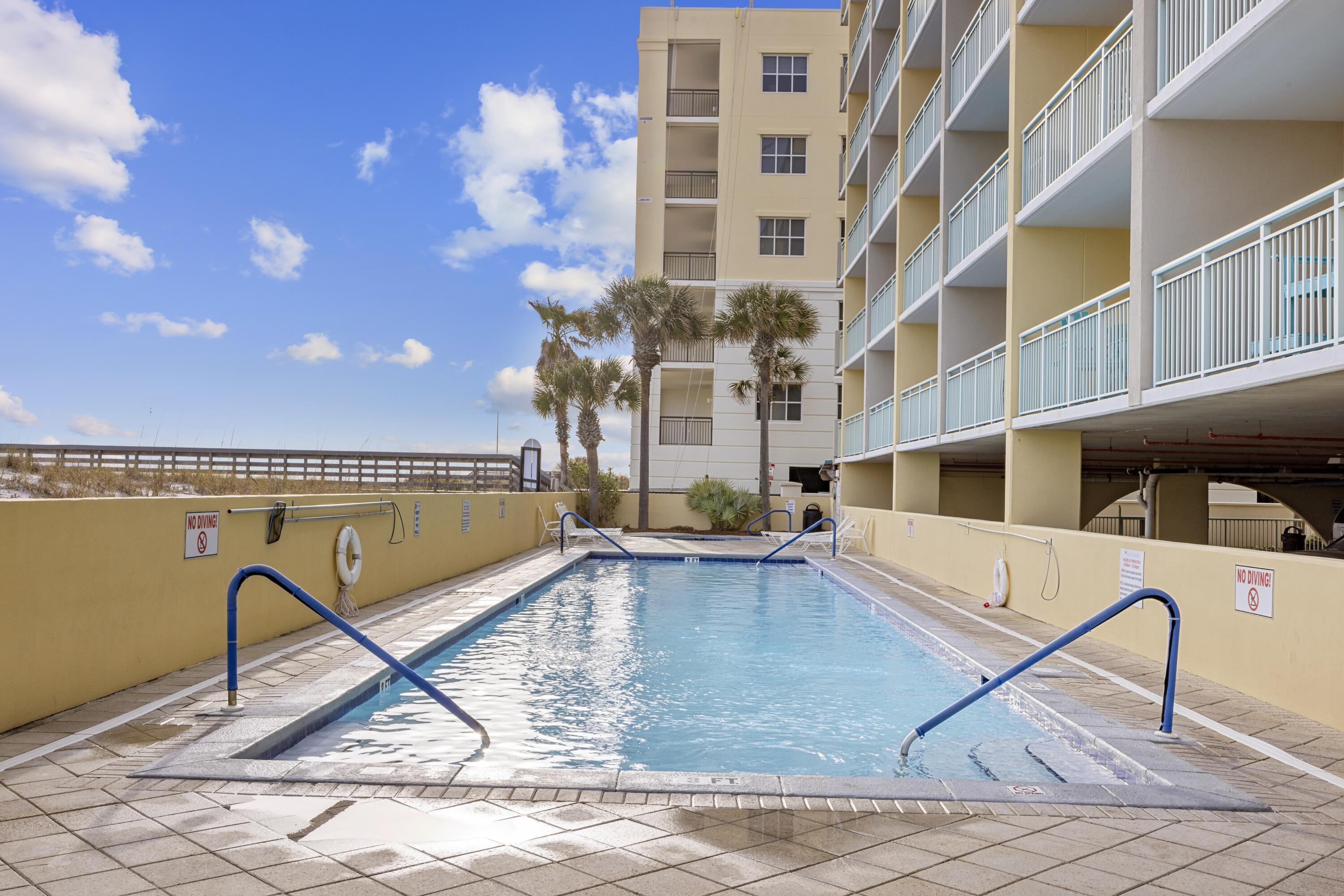 PELICAN ISLE - Residential