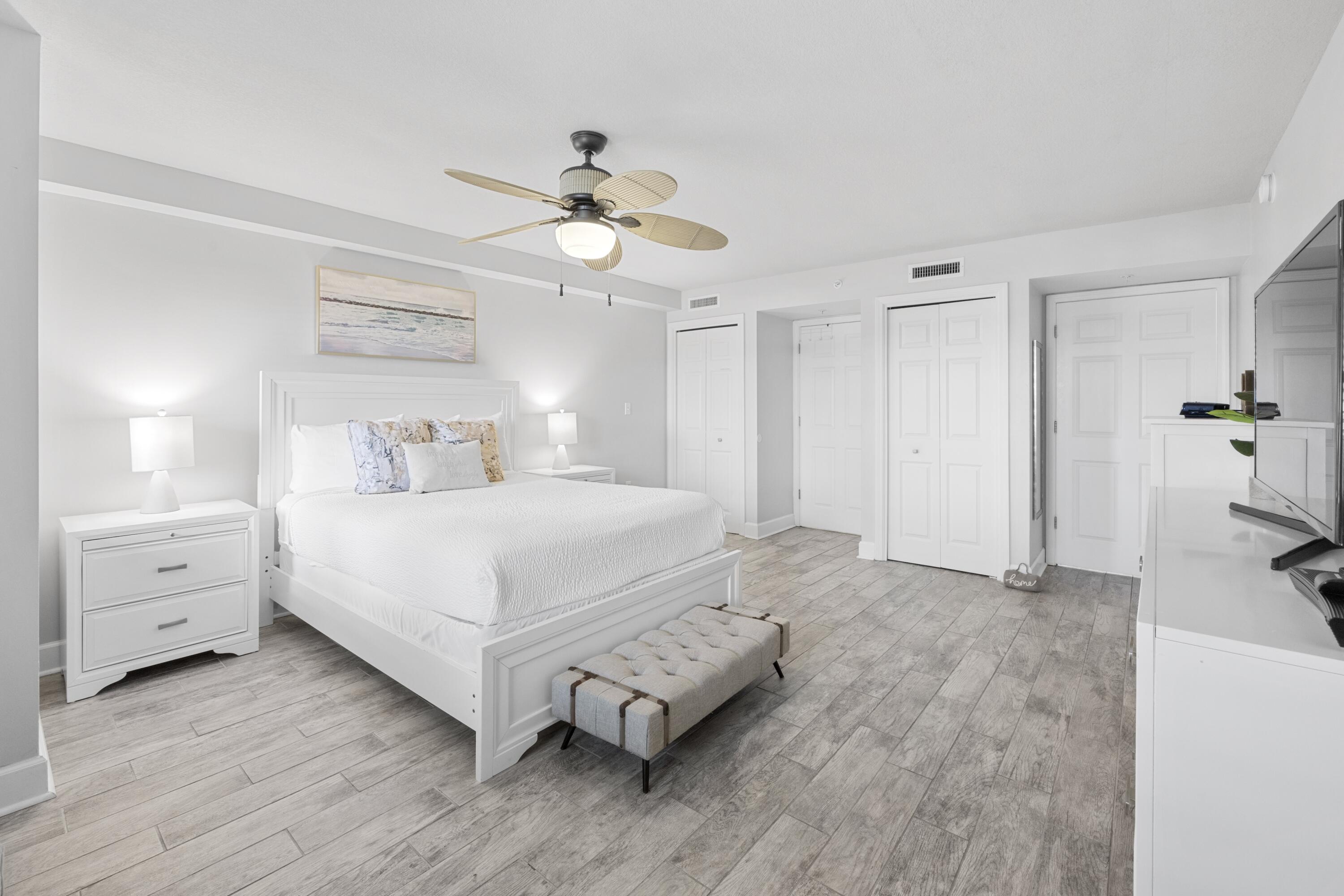 PELICAN ISLE - Residential