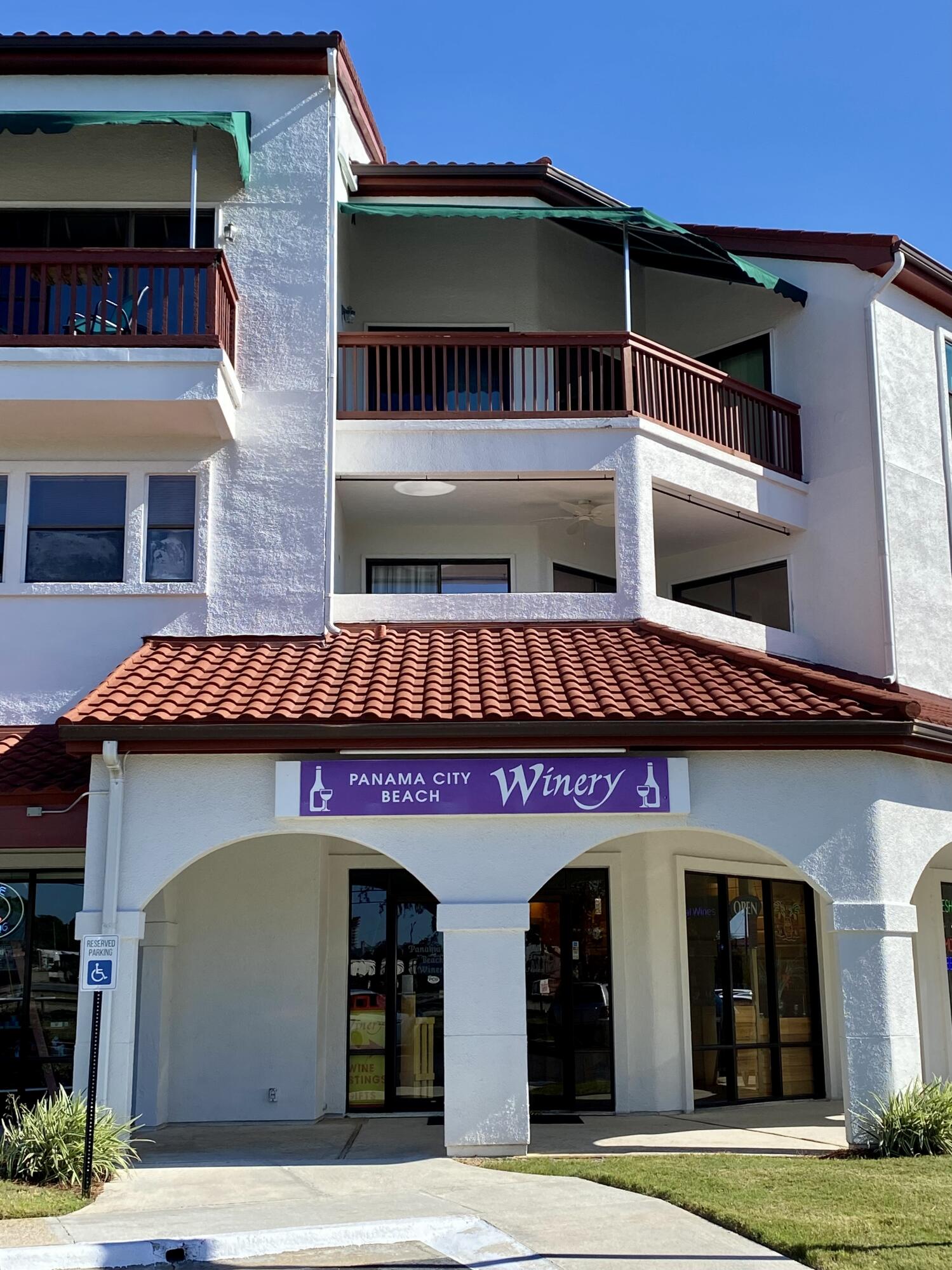 Truly a diamond in the rough! This spacious 623 sq' efficiency condo unit is looking for someone willing to put in some TLC. Huge potential! Large living area with walk in closet, full kitchen set up and stack washer dryer in unit. The Plaza of St Thomas boasts some of the best amenities on the beach including a lagoon side pool with boat dock, tennis, shuffle board & more, making this a great vacation rental, 2nd home or primary residence! Located in the main plaza building close to everything; restaurants, shopping, amusement parks, and the white sandy beach. This complex has its own shopping center below so you never have to leave unless you want too. A little updating will go a long way here. Unit needs TLC and this will be all you need to enjoy your time in Panama City Beach. You can bring your boat and dock right here! What condo can offer that? Get your offer in today and take advantage of this opportunity.