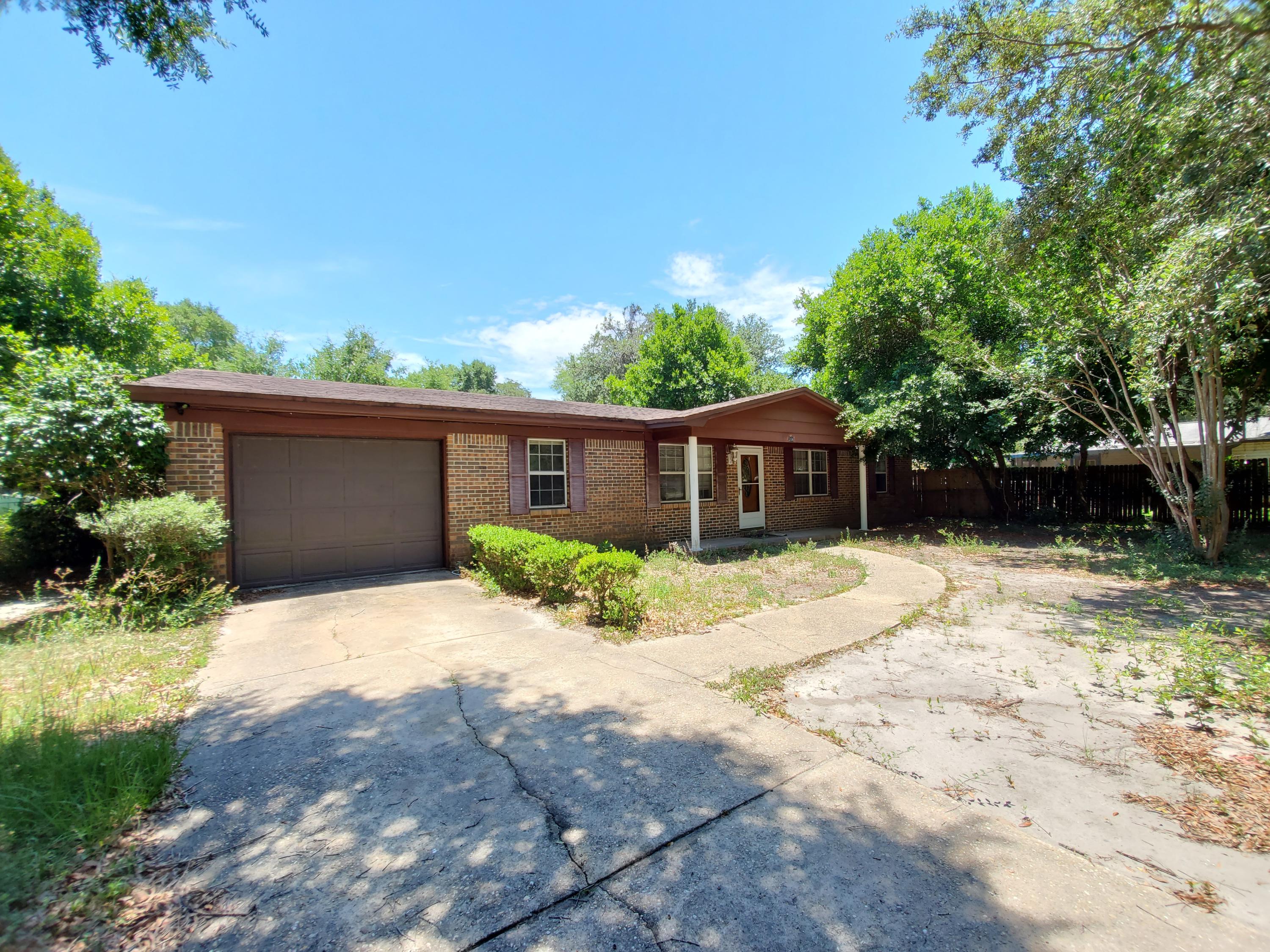 EAST WRIGHT - Residential