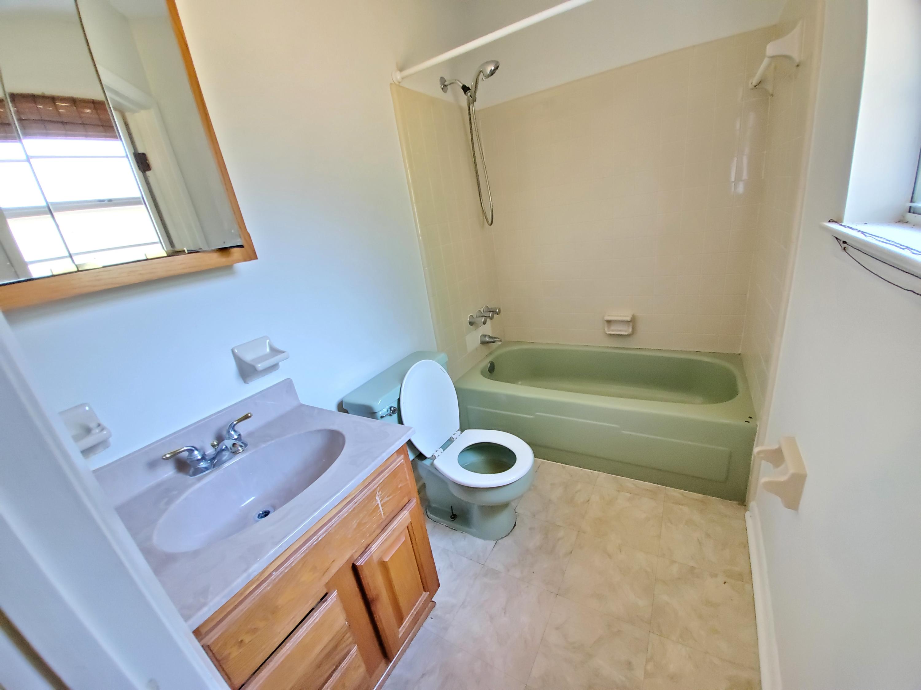 EAST WRIGHT - Residential