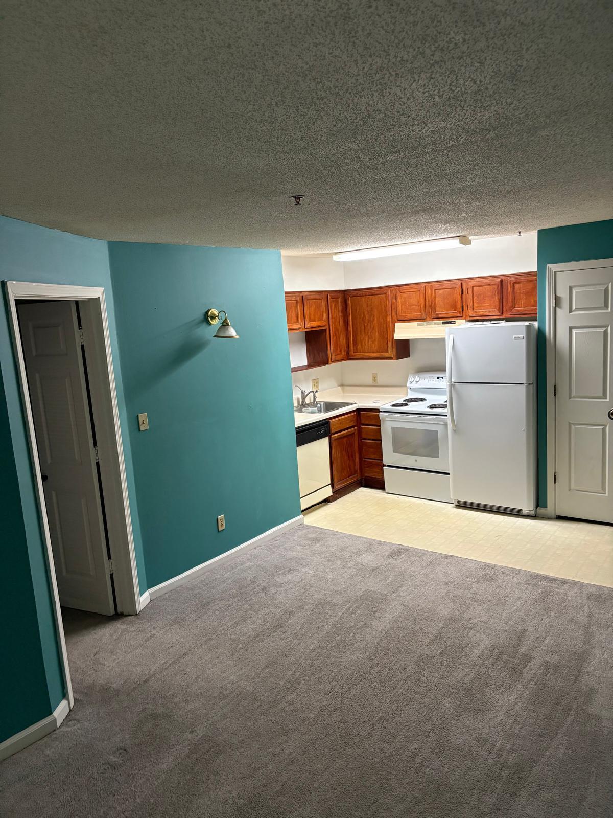 POINT OF VIEW T/H CONDO - Residential