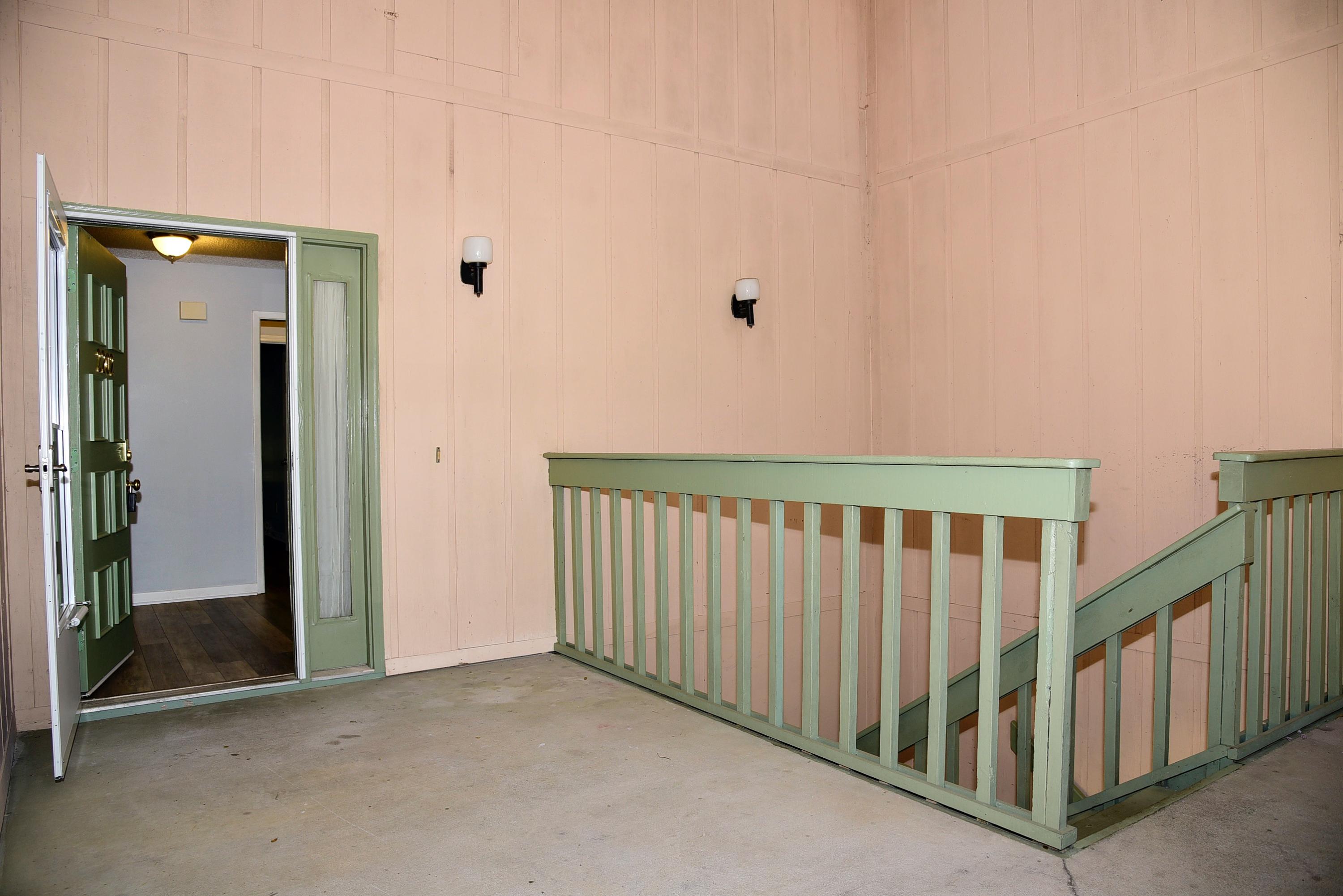 GARDEN OAKS CONDO - Residential Lease