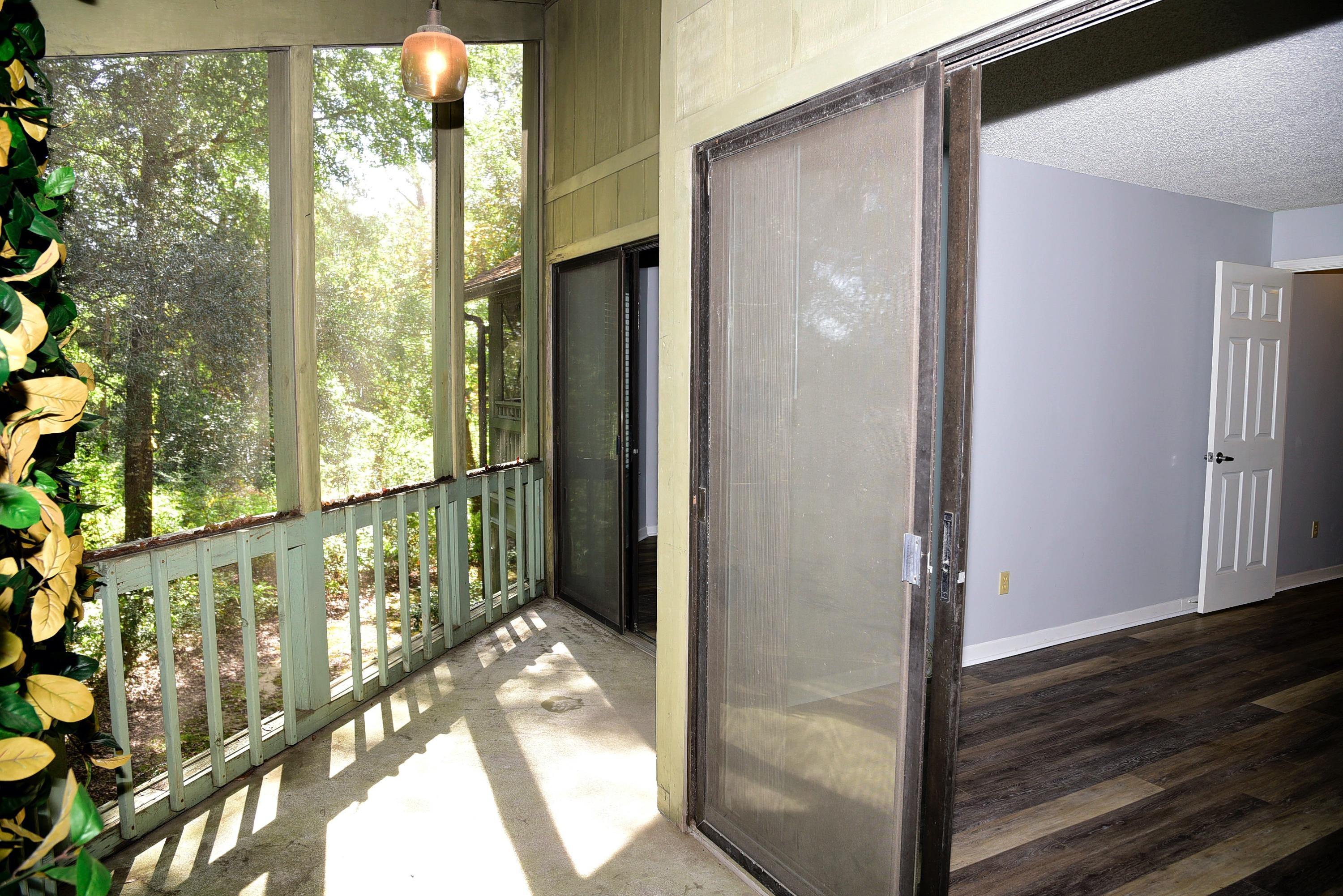 GARDEN OAKS CONDO - Residential Lease