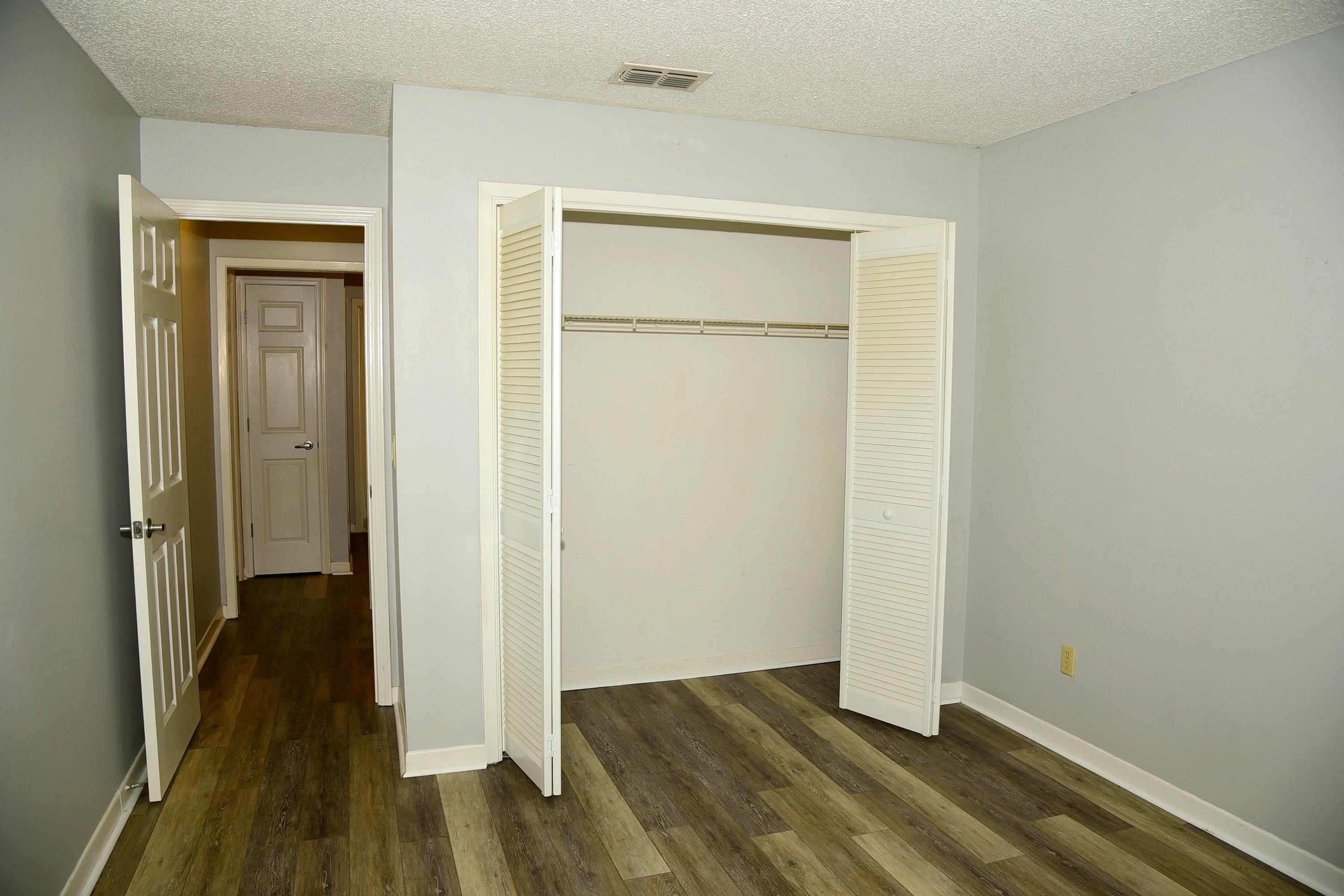 GARDEN OAKS CONDO - Residential Lease