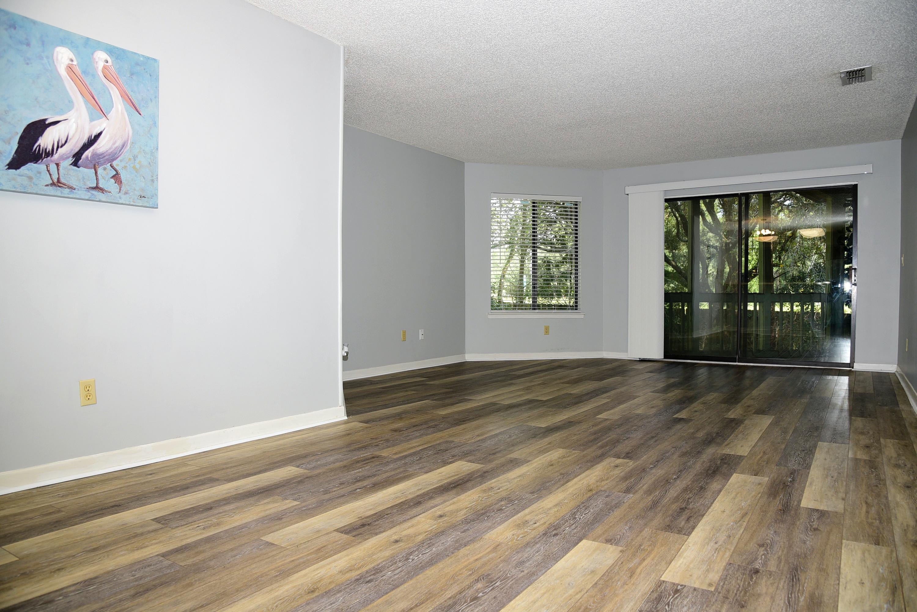 GARDEN OAKS CONDO - Residential Lease