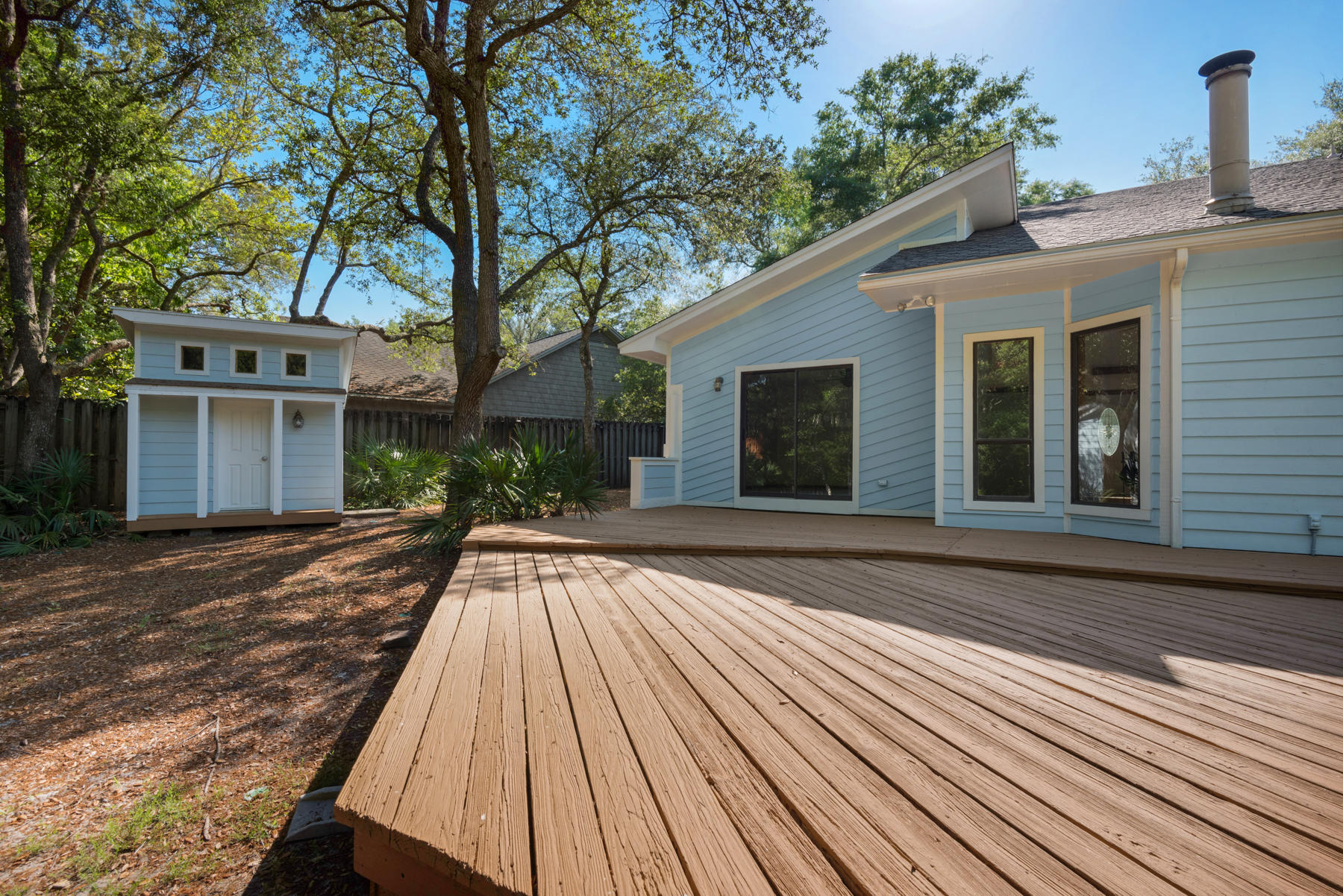 LIDO VILLAGE - Residential