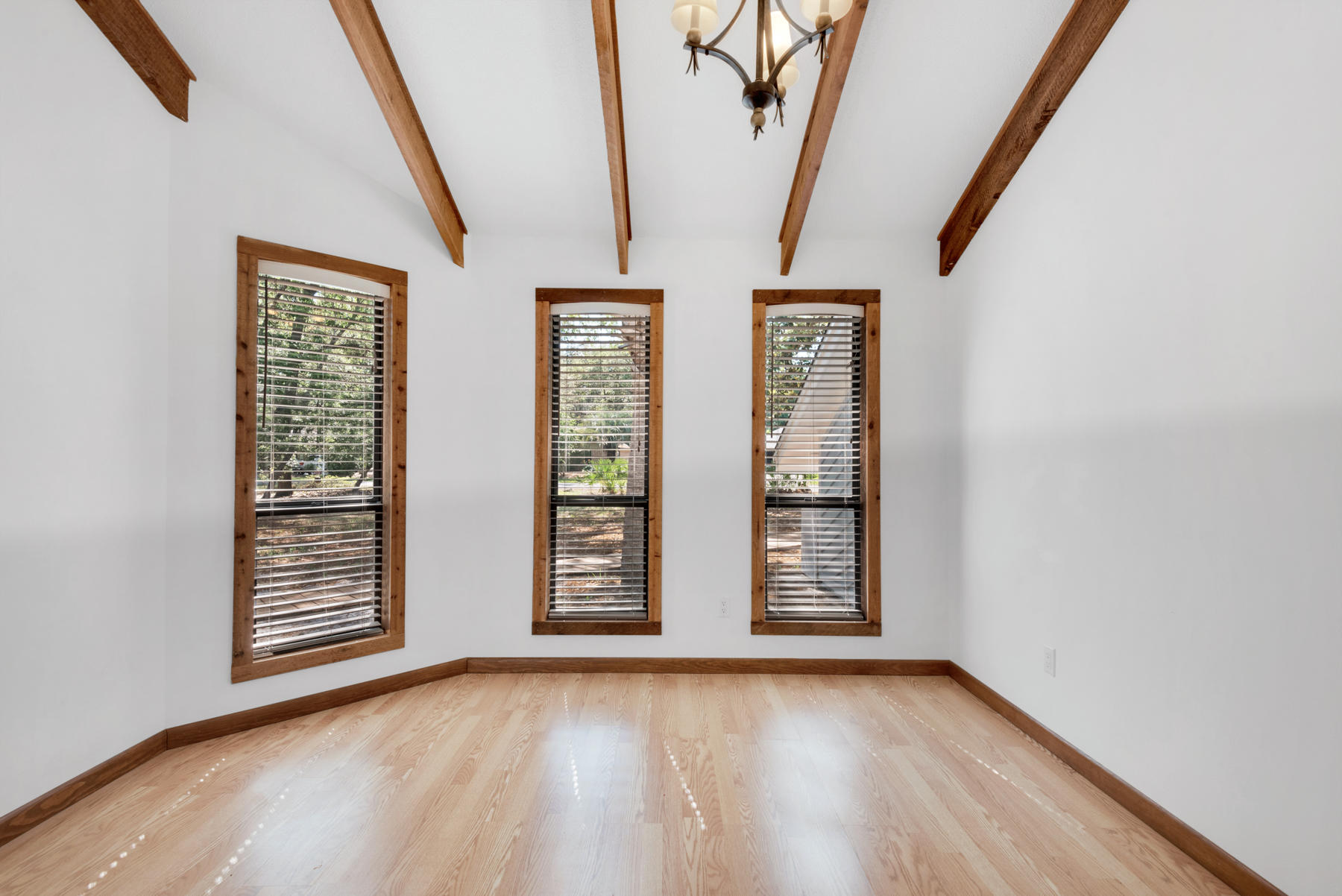 LIDO VILLAGE - Residential