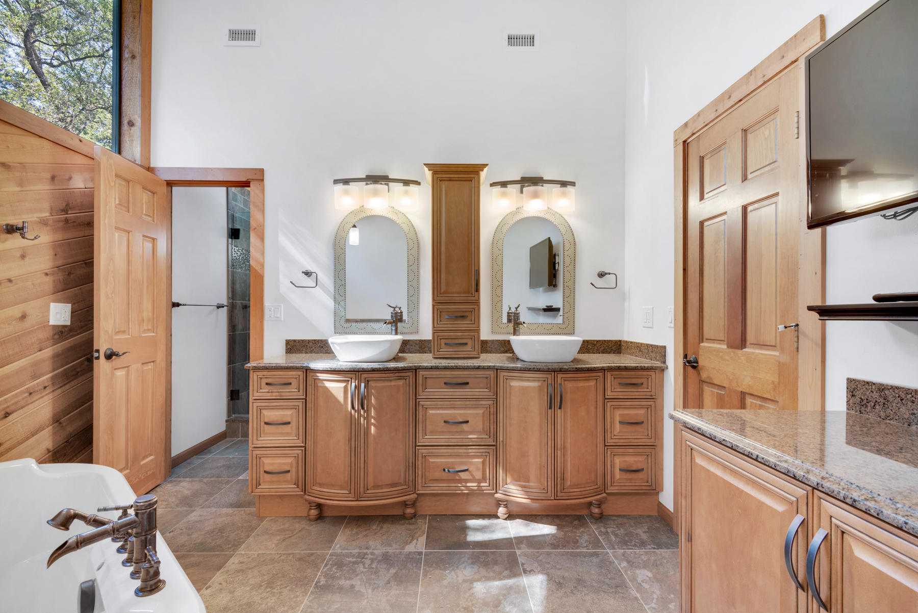 LIDO VILLAGE - Residential