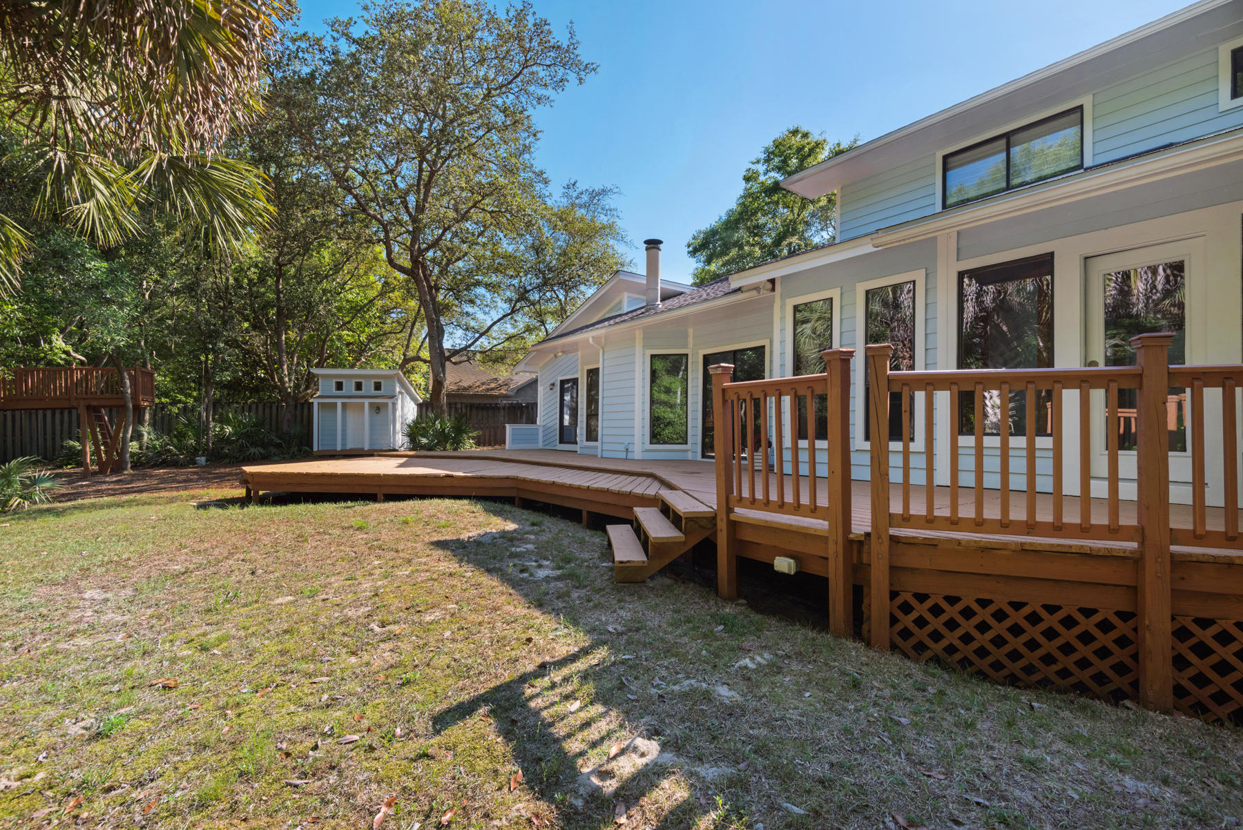 LIDO VILLAGE - Residential