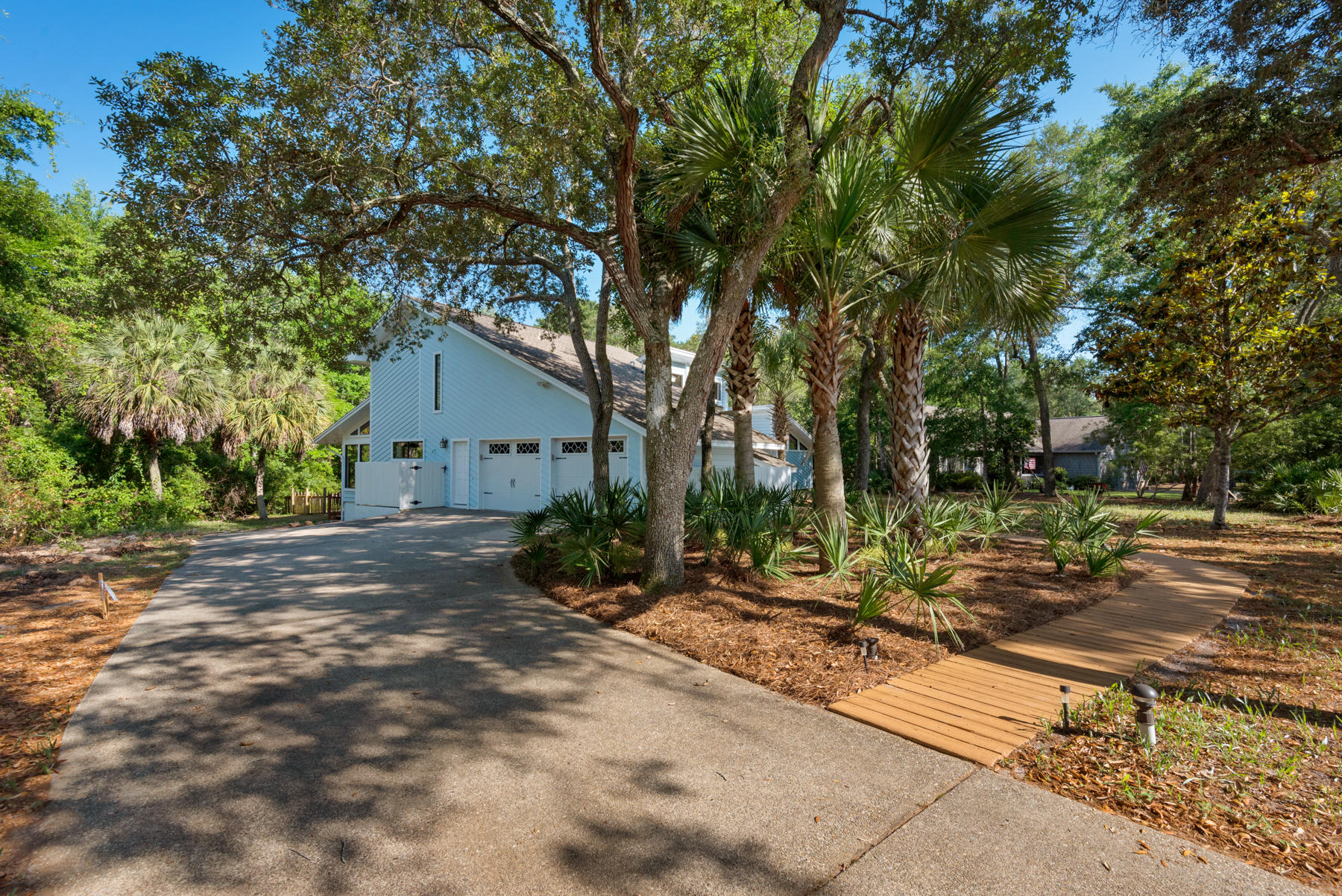 LIDO VILLAGE - Residential