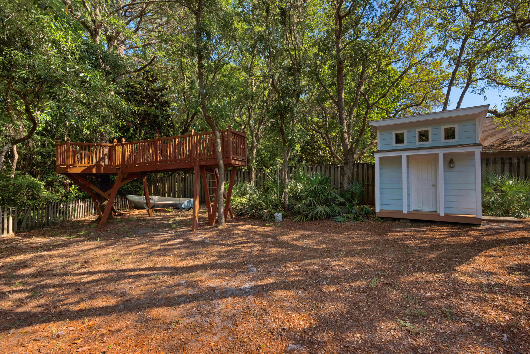 LIDO VILLAGE - Residential