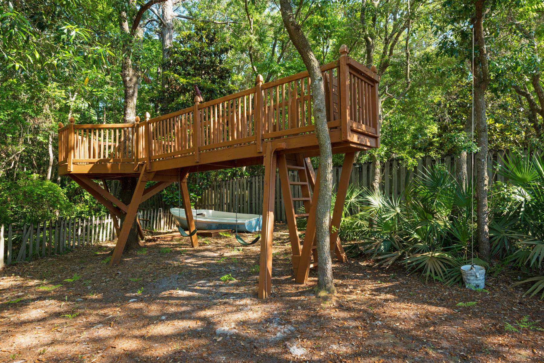 LIDO VILLAGE - Residential