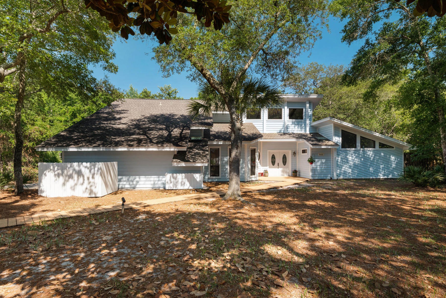 LIDO VILLAGE - Residential