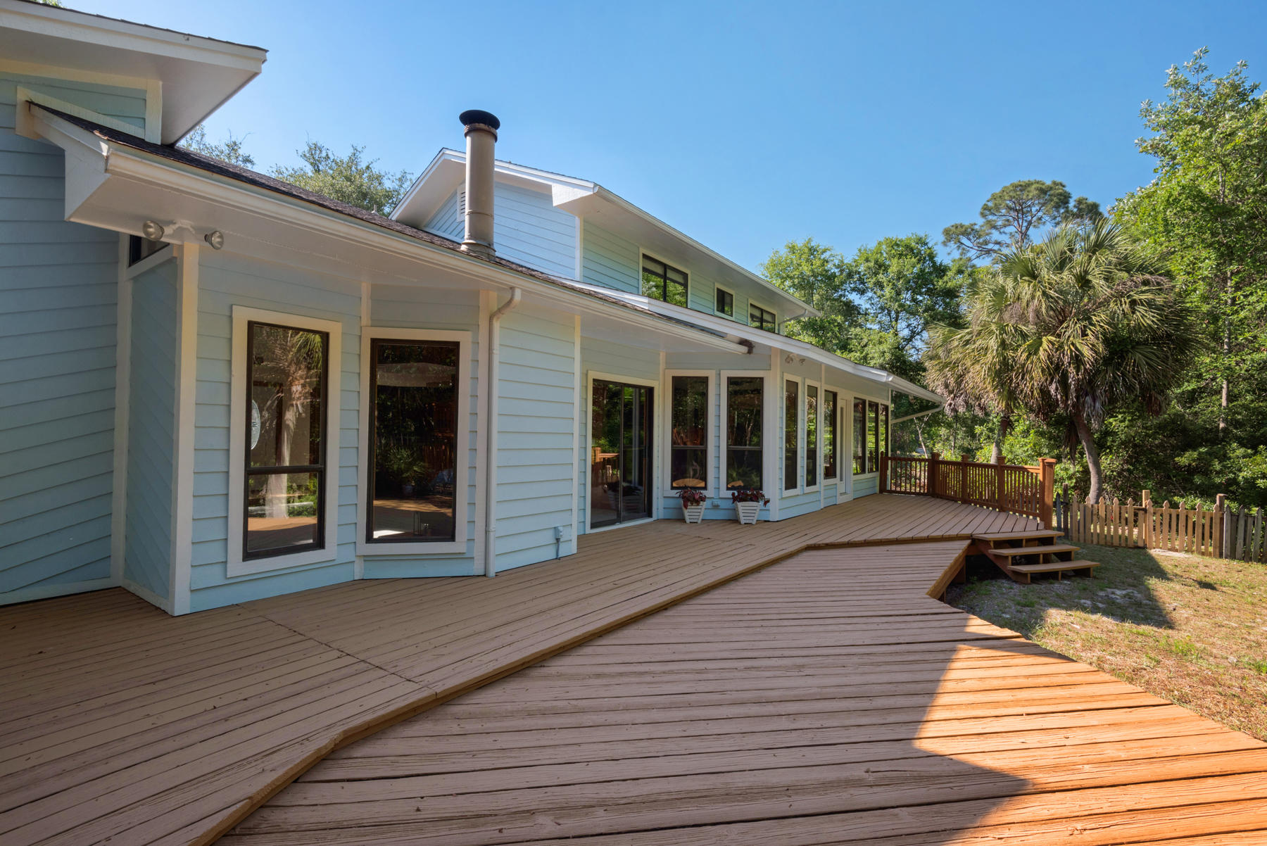 LIDO VILLAGE - Residential