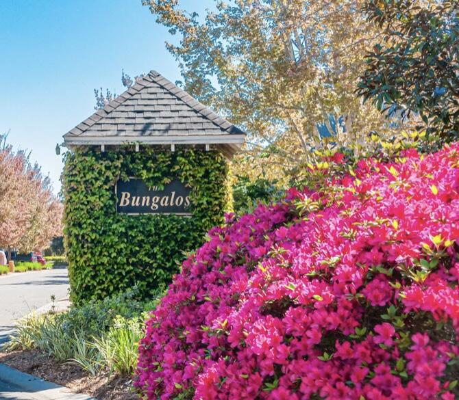 BUNGALOS AT SANDESTIN - Residential