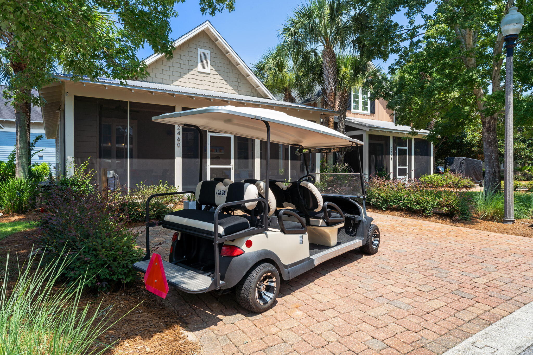 BUNGALOS AT SANDESTIN - Residential