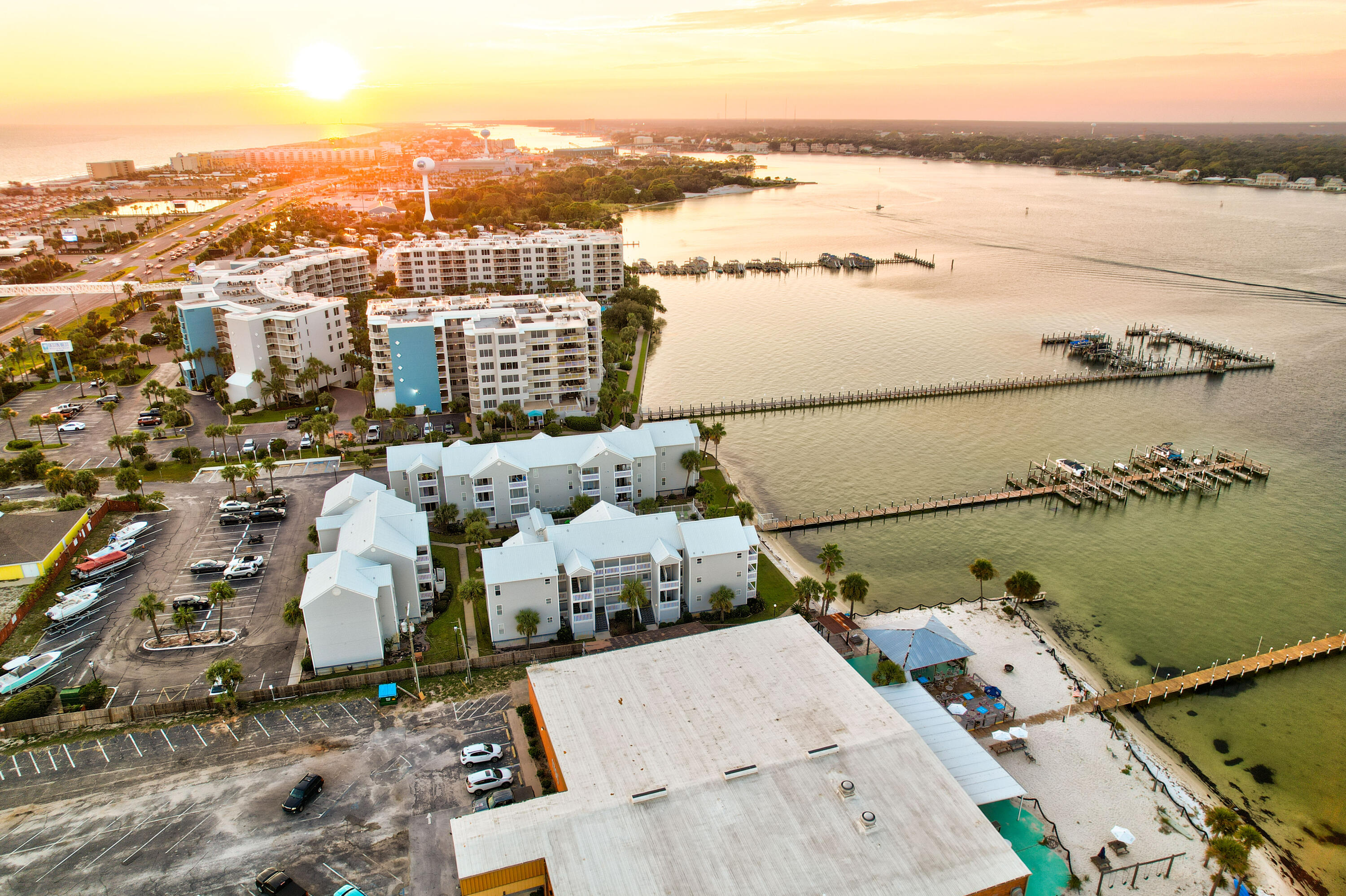 HERMITAGE CONDOMINIUM - Residential