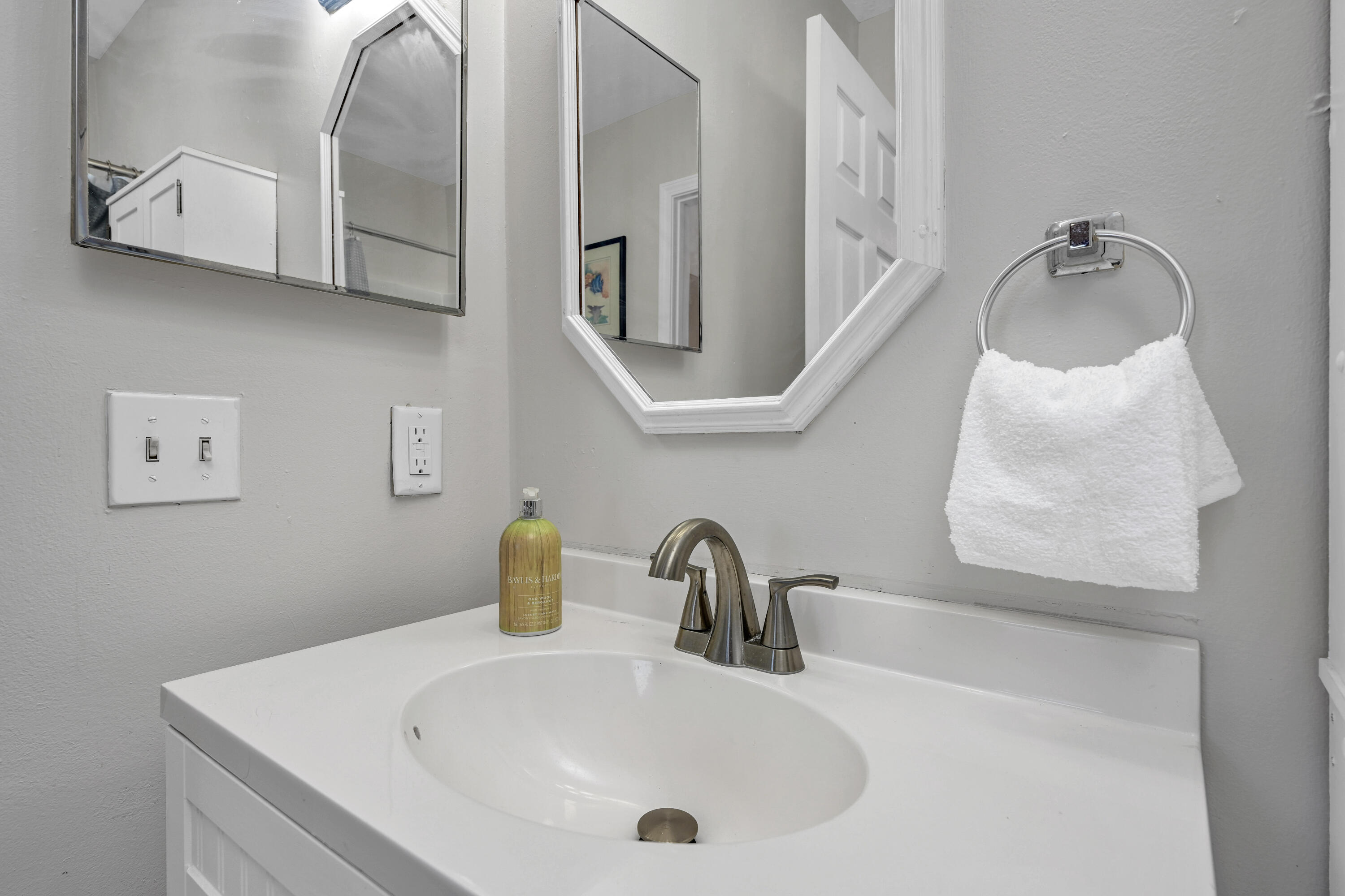 HERMITAGE CONDOMINIUM - Residential