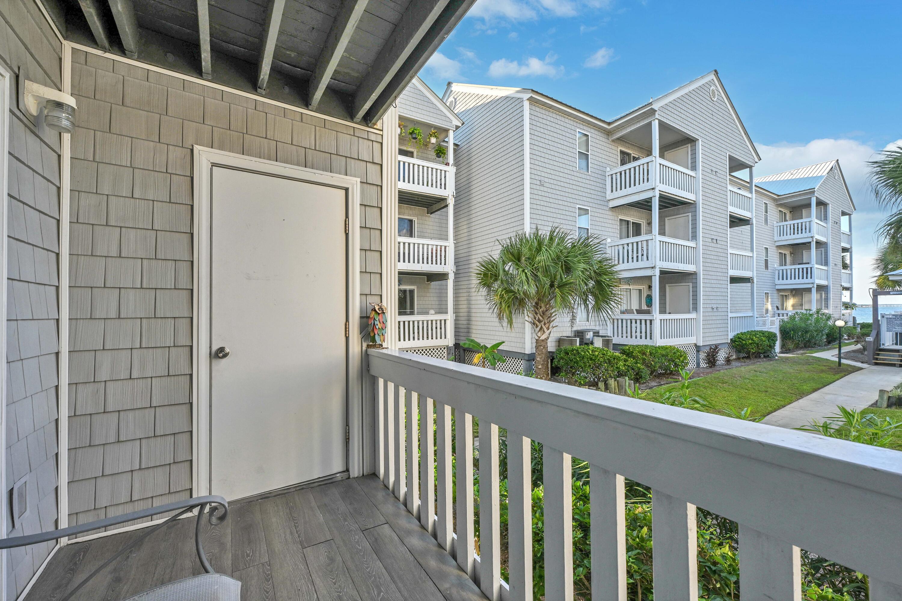 HERMITAGE CONDOMINIUM - Residential