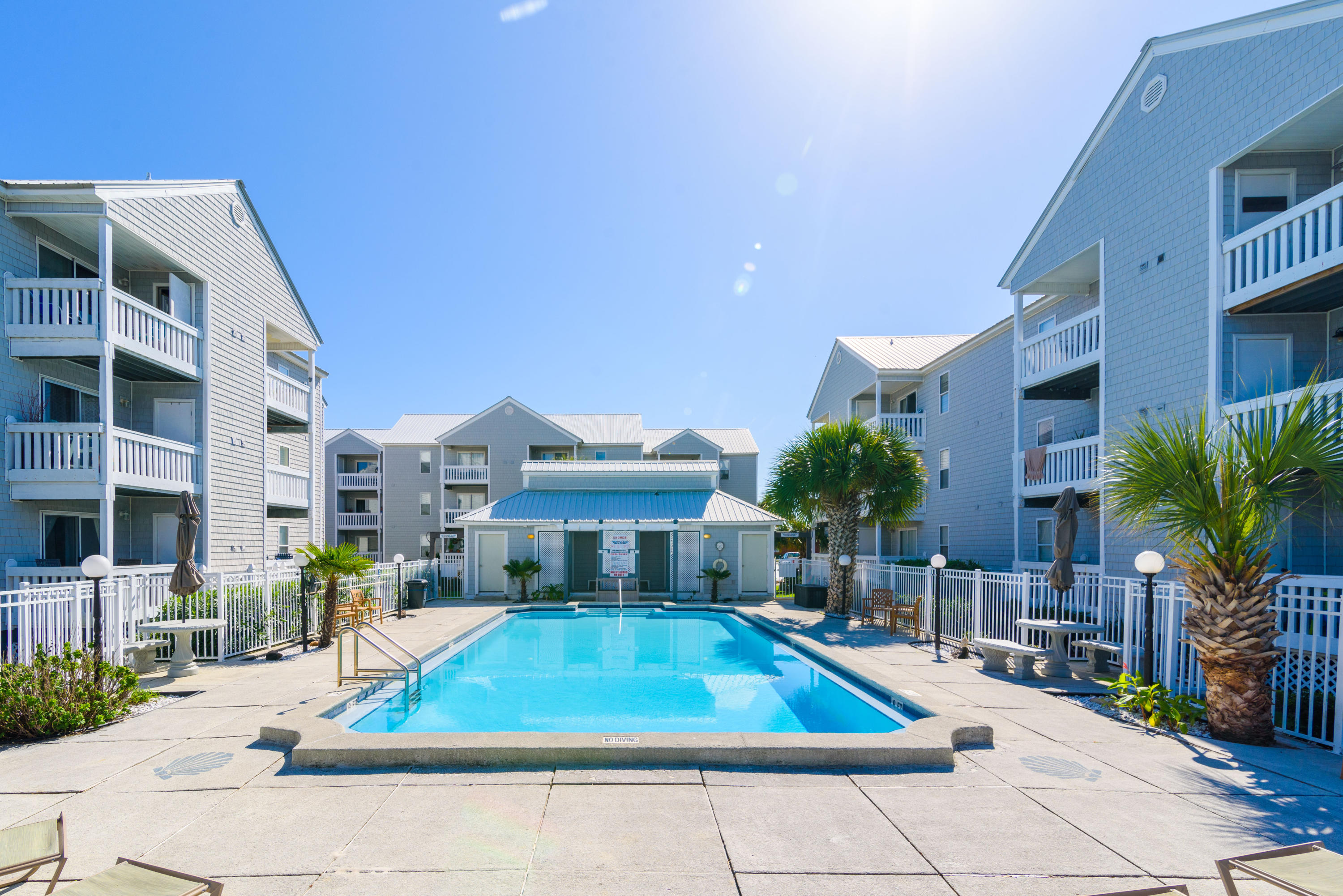 HERMITAGE CONDOMINIUM - Residential