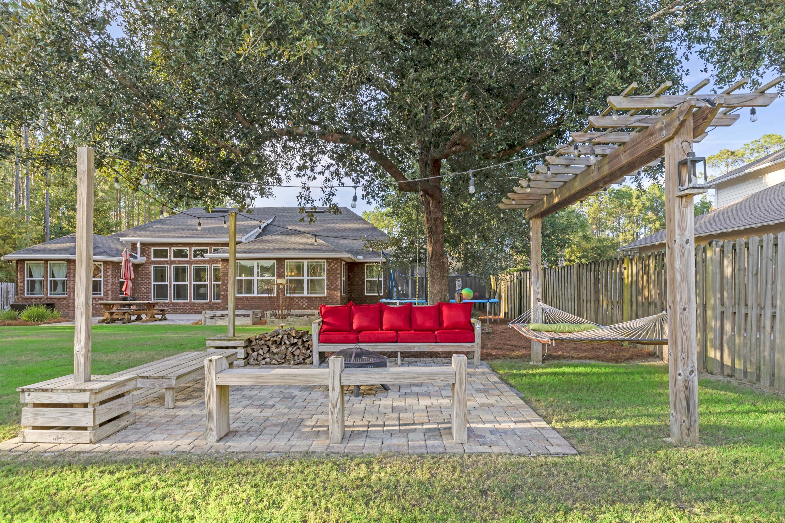 HAMMOCK BAY - Residential