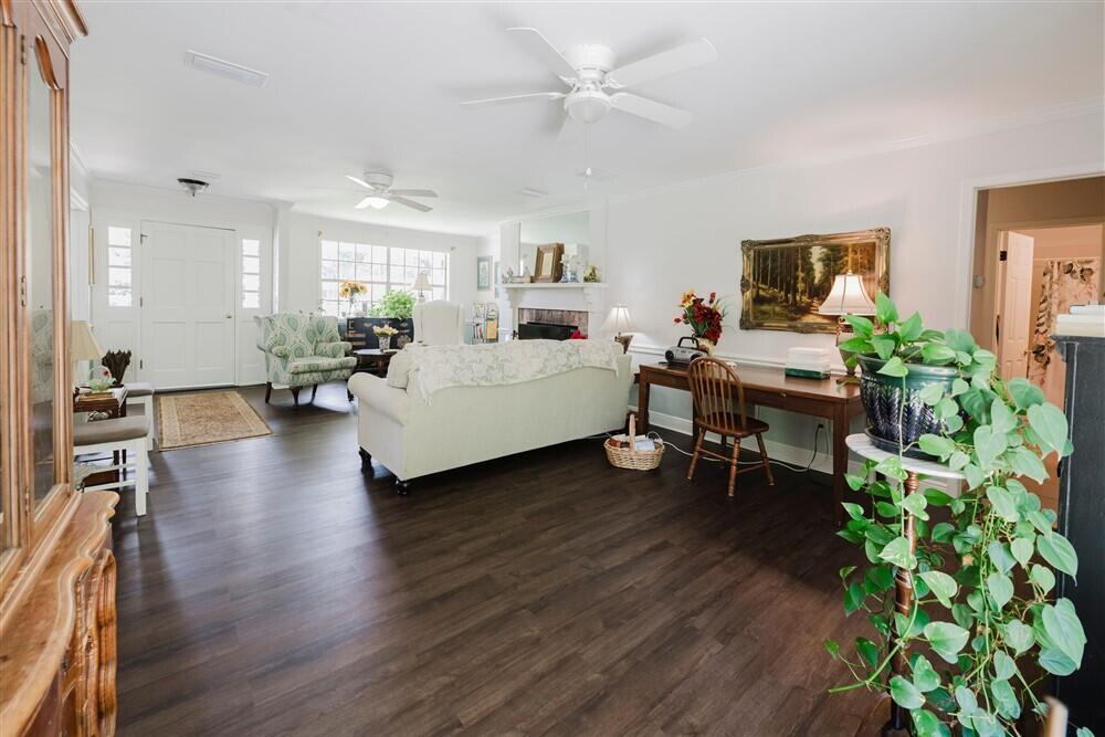 THE NICEVILLE PINES LOT 20 BLK 1 - Residential