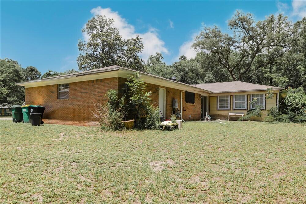 THE NICEVILLE PINES LOT 20 BLK 1 - Residential