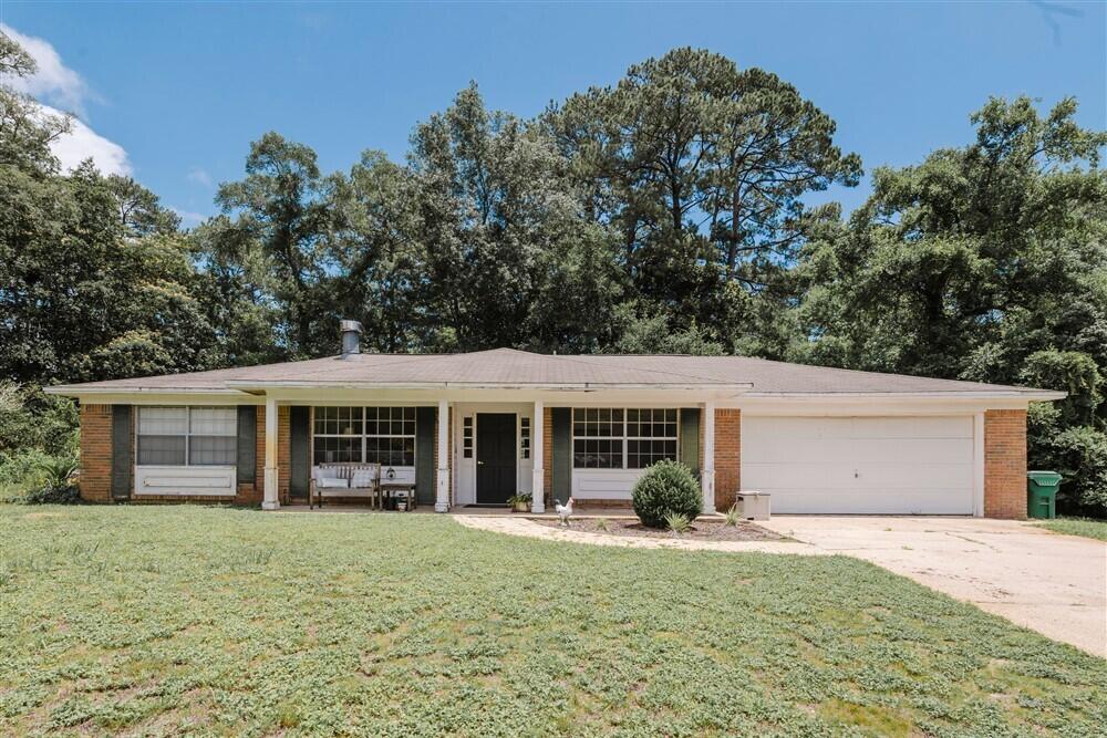 THE NICEVILLE PINES LOT 20 BLK 1 - Residential