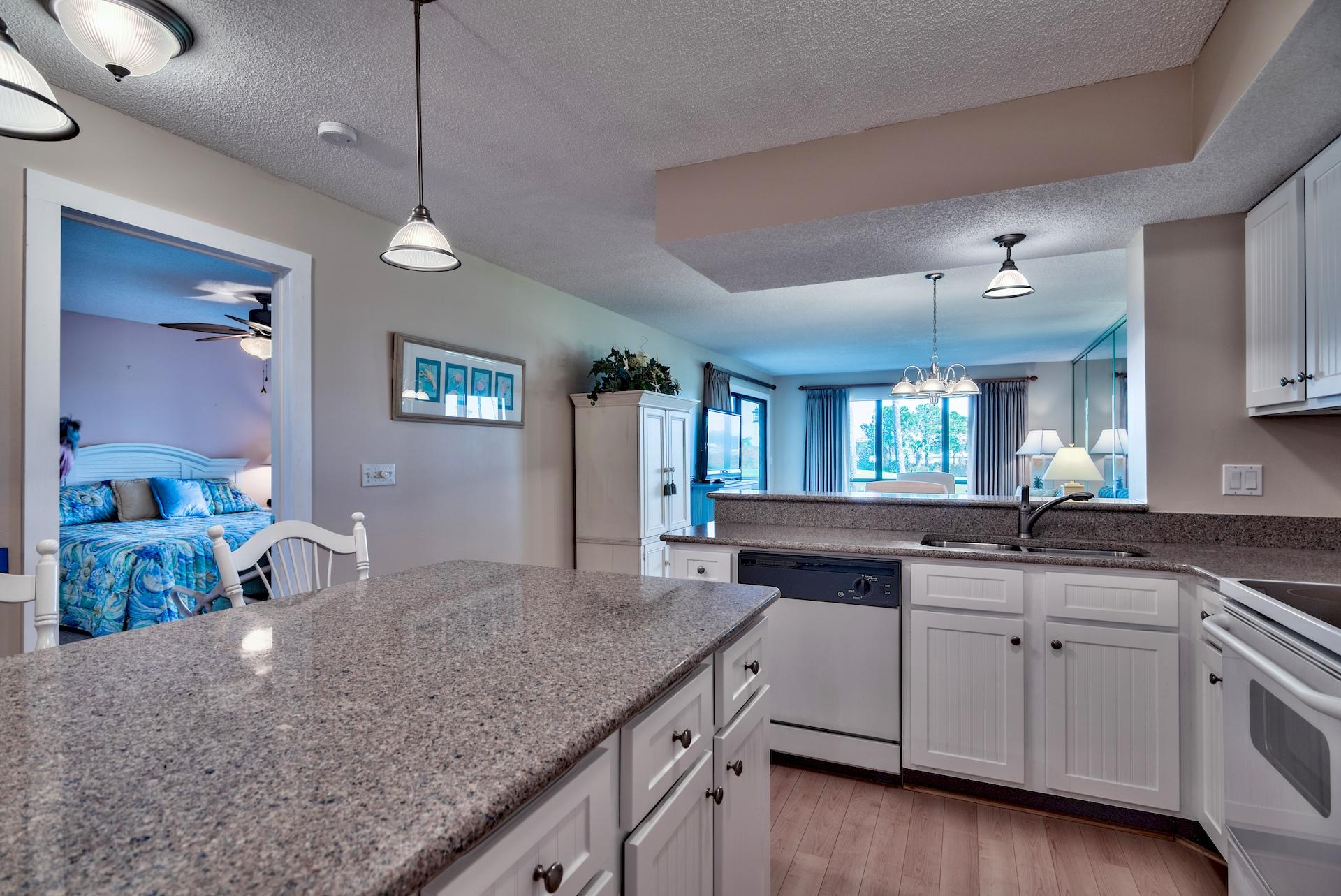 HARBOUR POINT CONDO - Residential