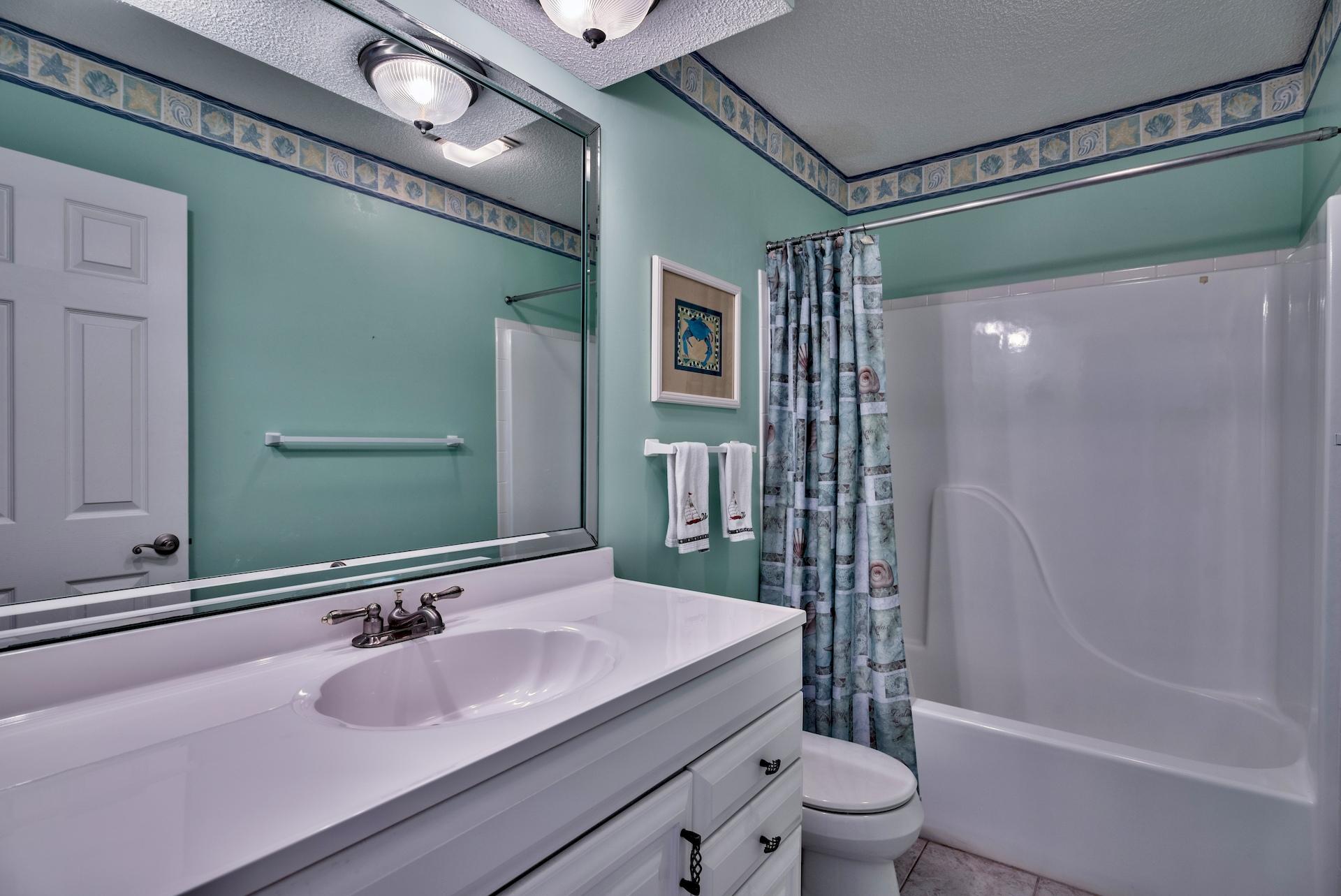 HARBOUR POINT CONDO - Residential