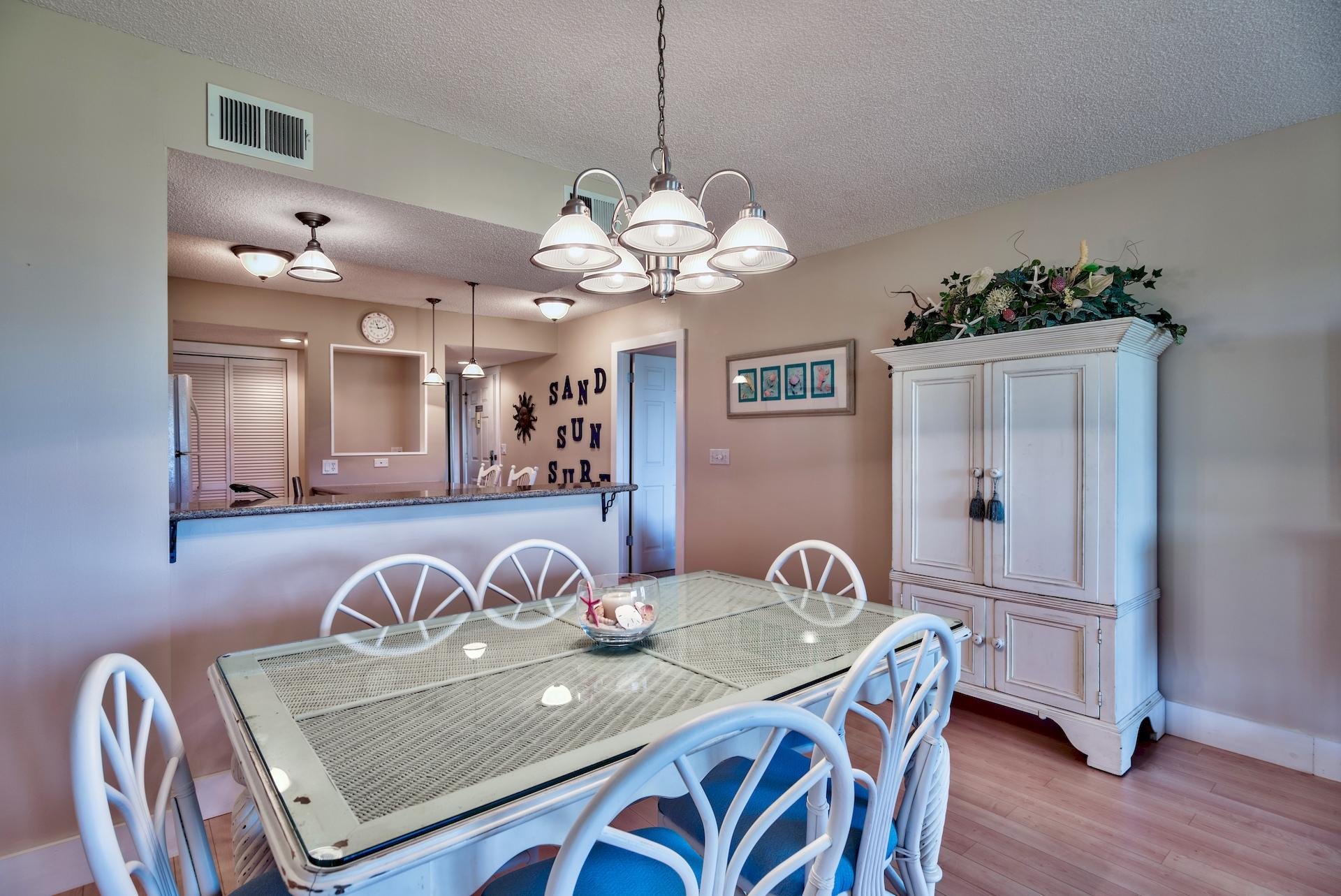 HARBOUR POINT CONDO - Residential