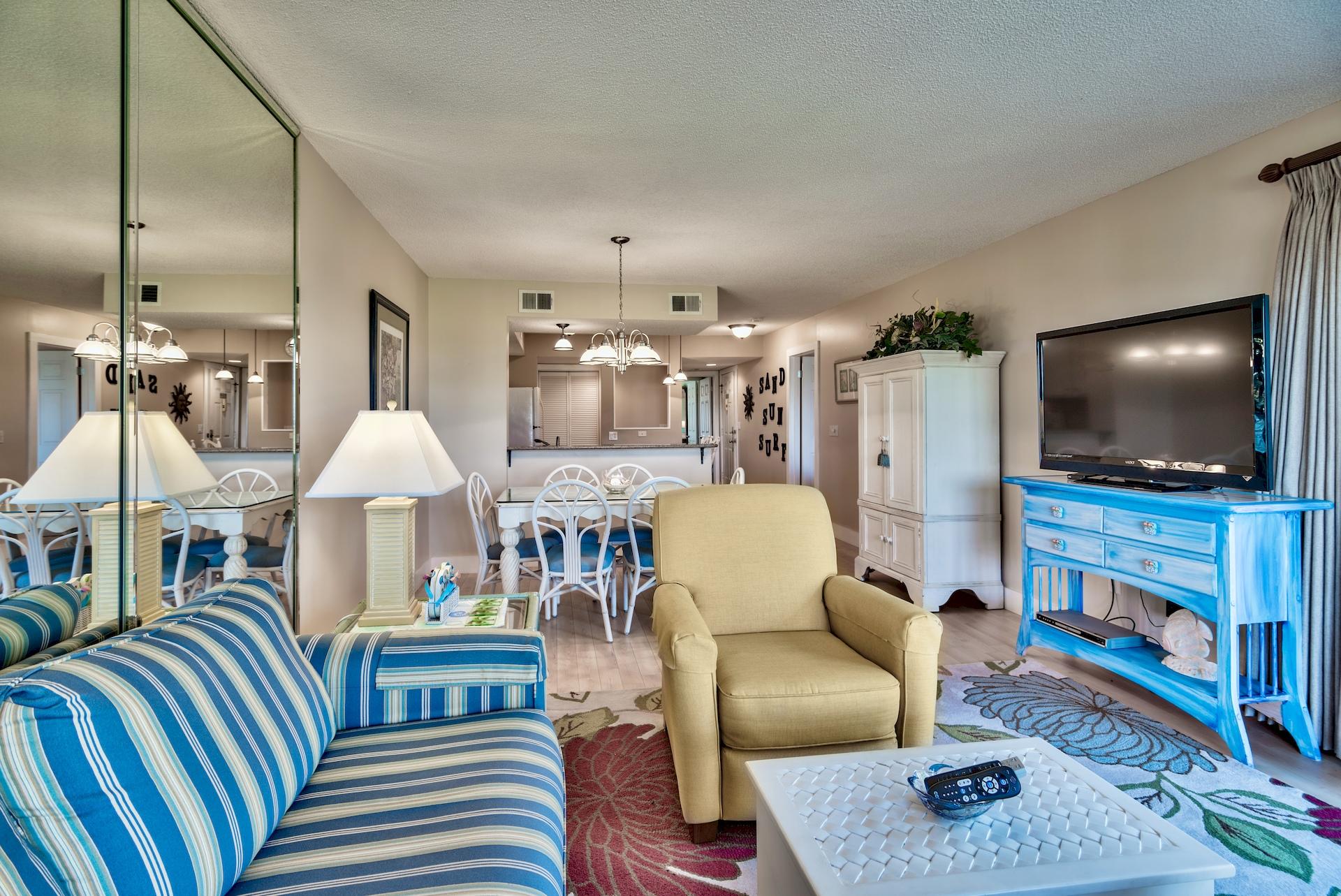 HARBOUR POINT CONDO - Residential