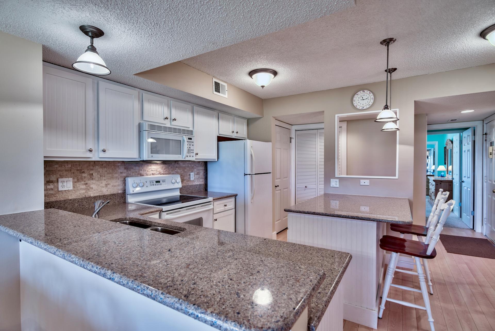 HARBOUR POINT CONDO - Residential