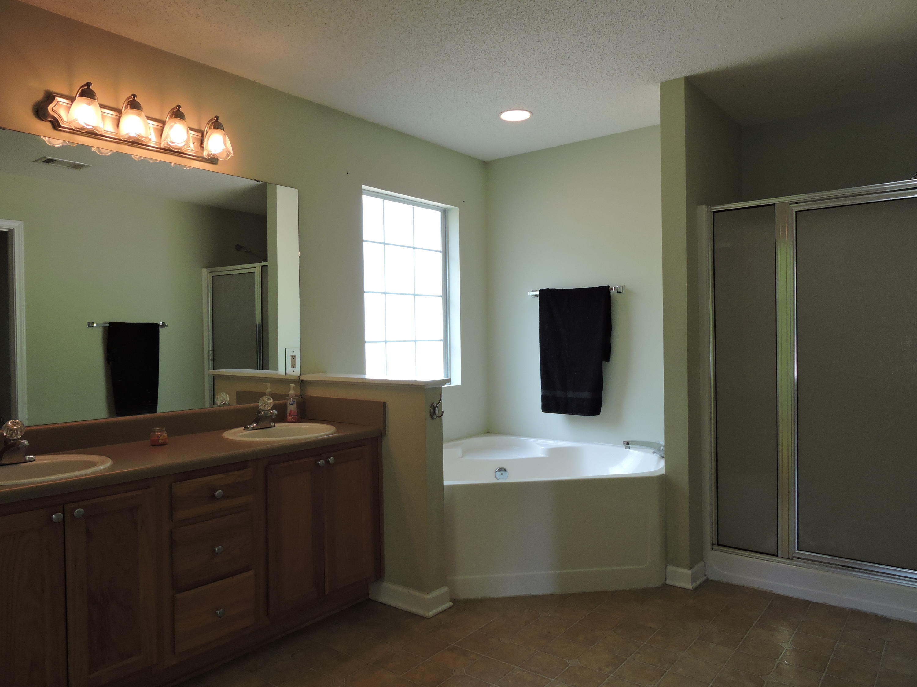 HIDDEN SPRINGS - Residential