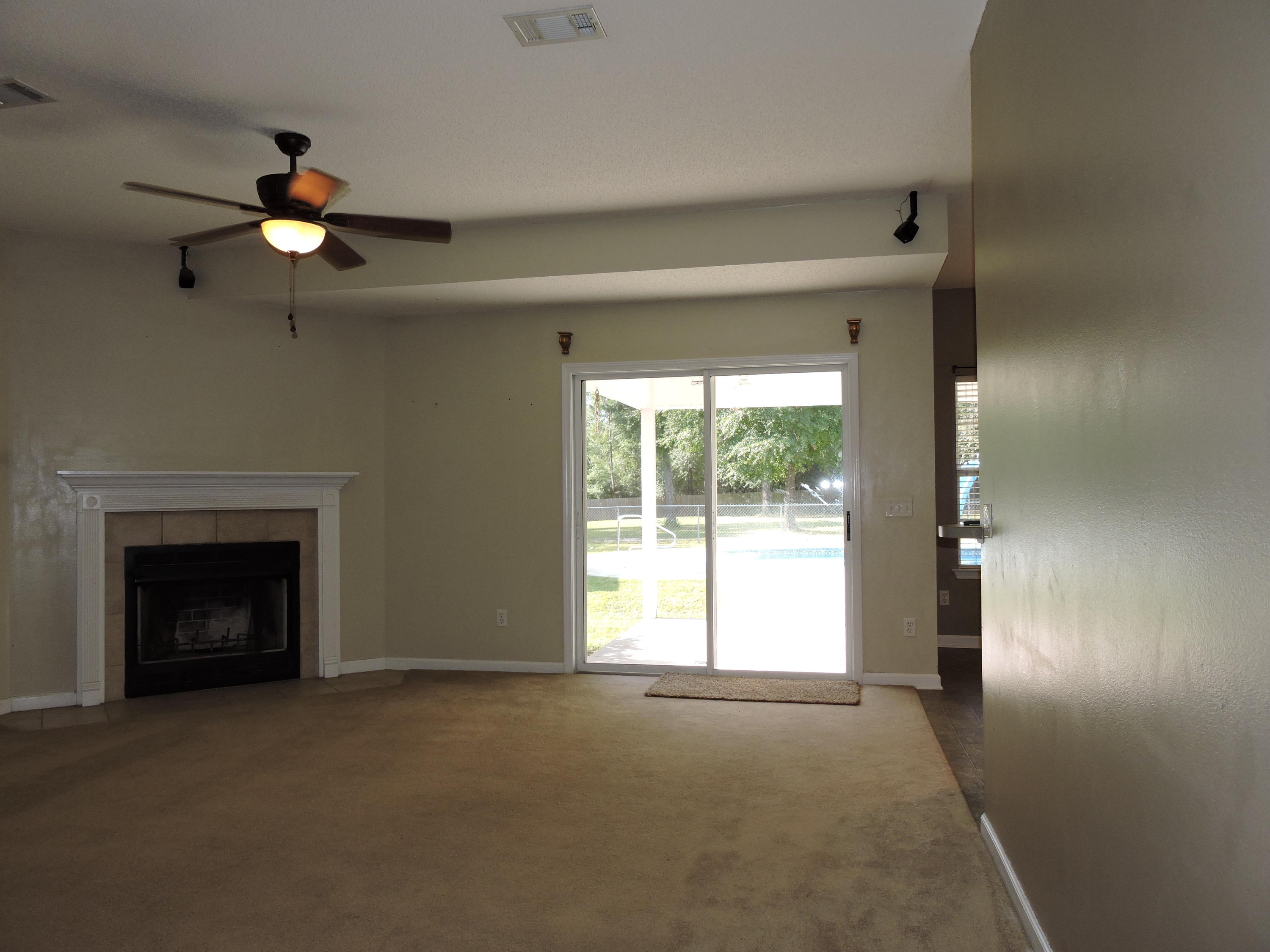 HIDDEN SPRINGS - Residential