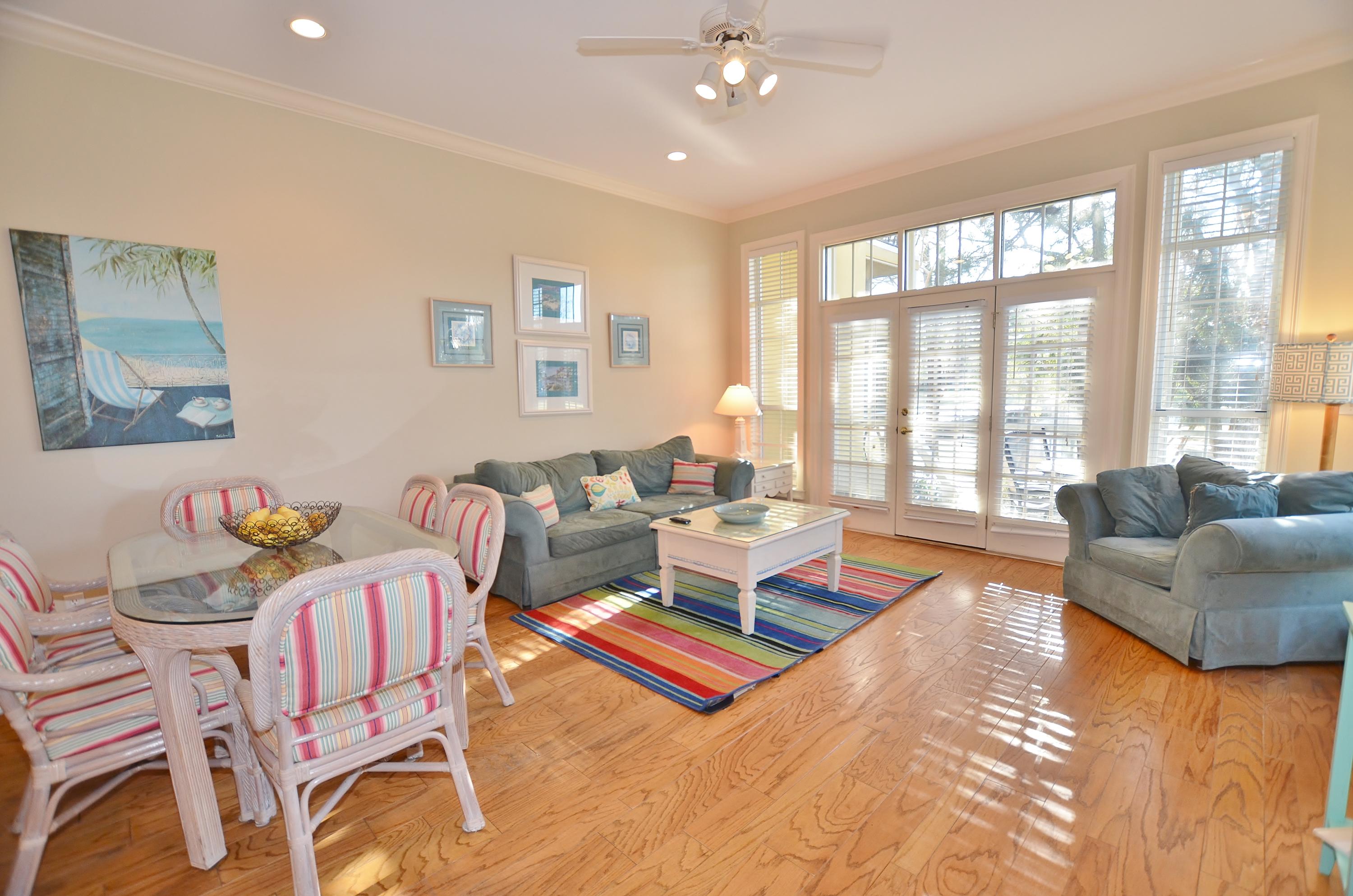 VANTAGE POINTE - Residential Lease