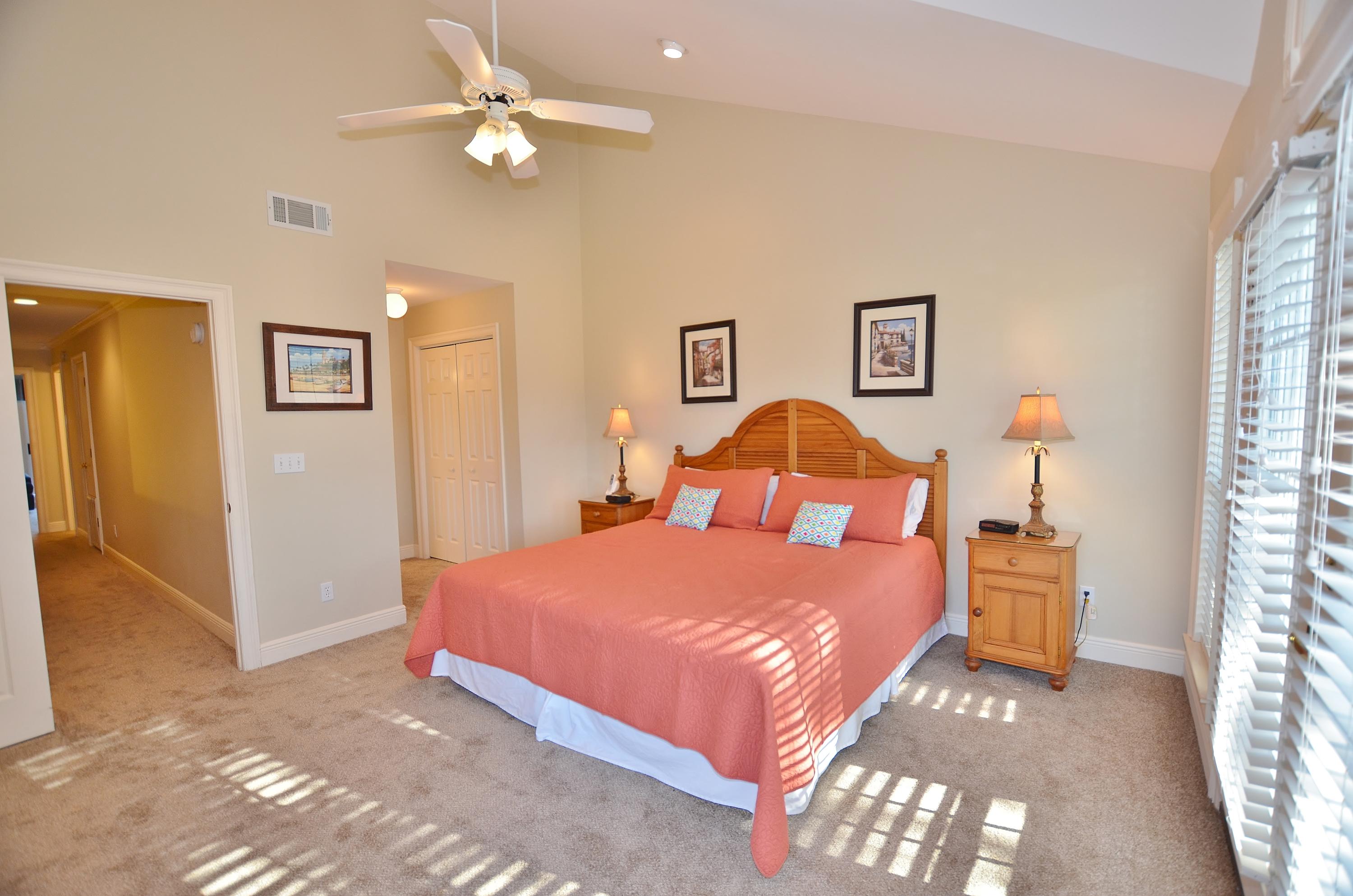 VANTAGE POINTE - Residential Lease