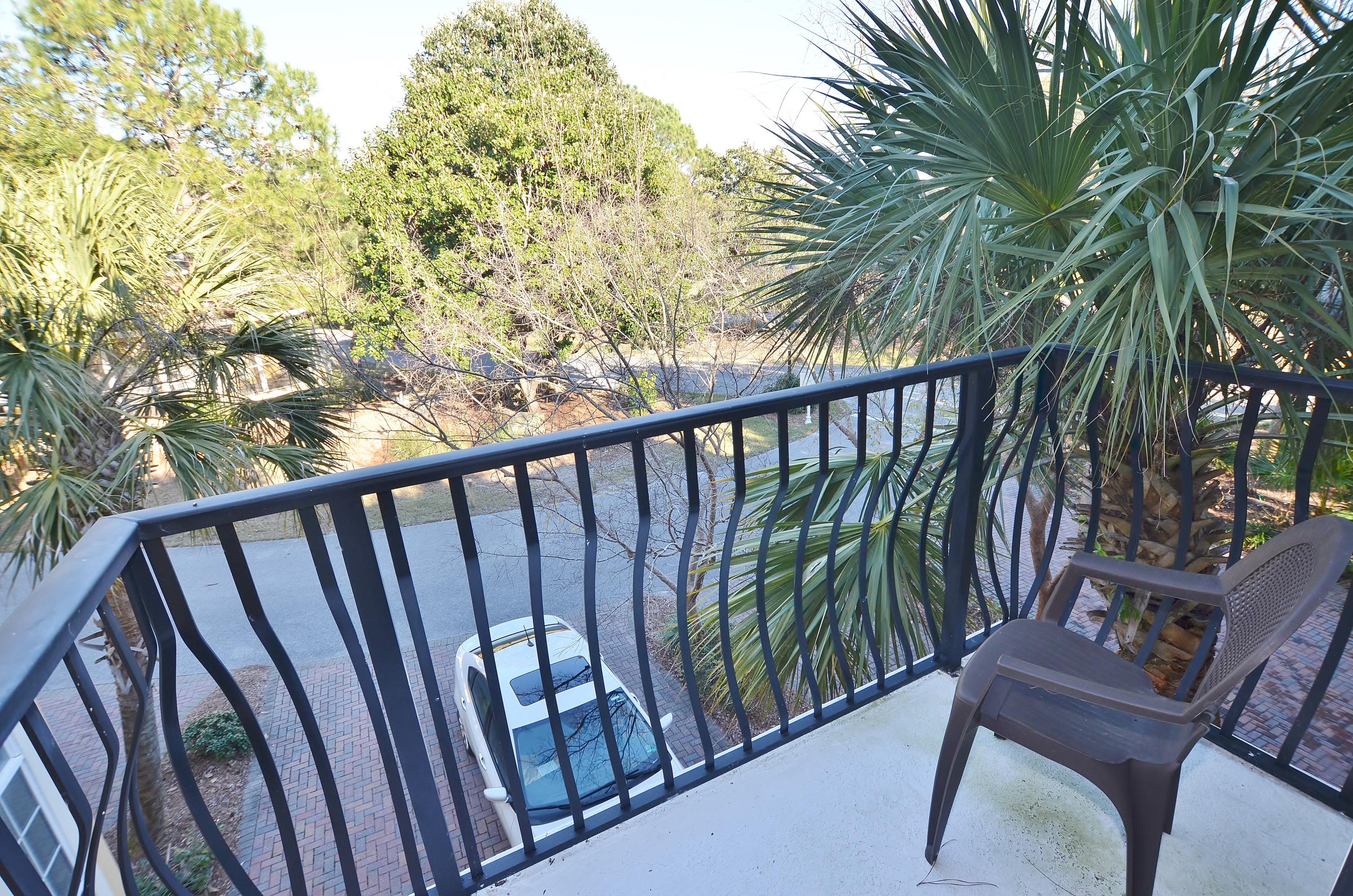VANTAGE POINTE - Residential Lease